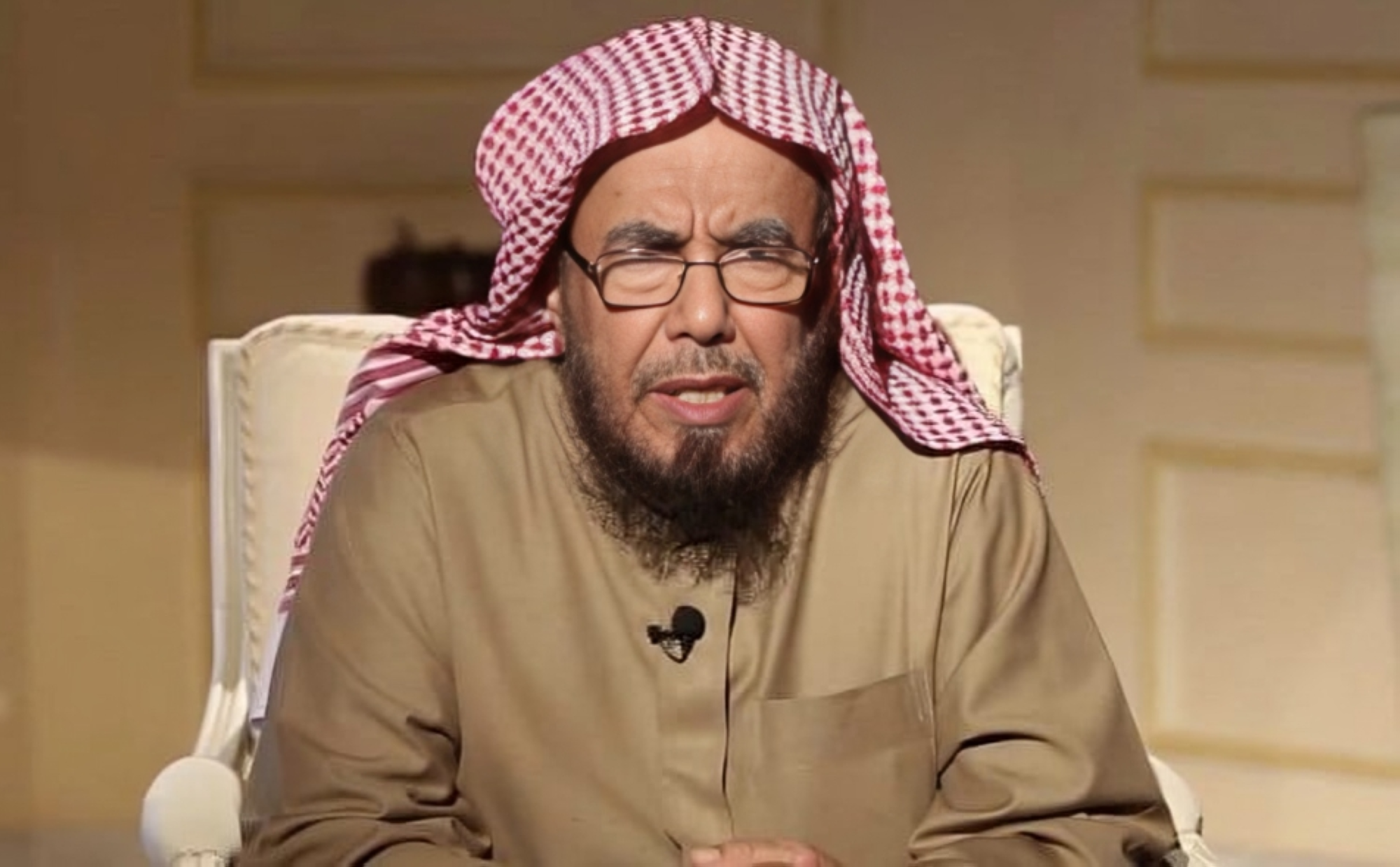المطلق: الرجال "يبكون" من "الخلع والطلاق"