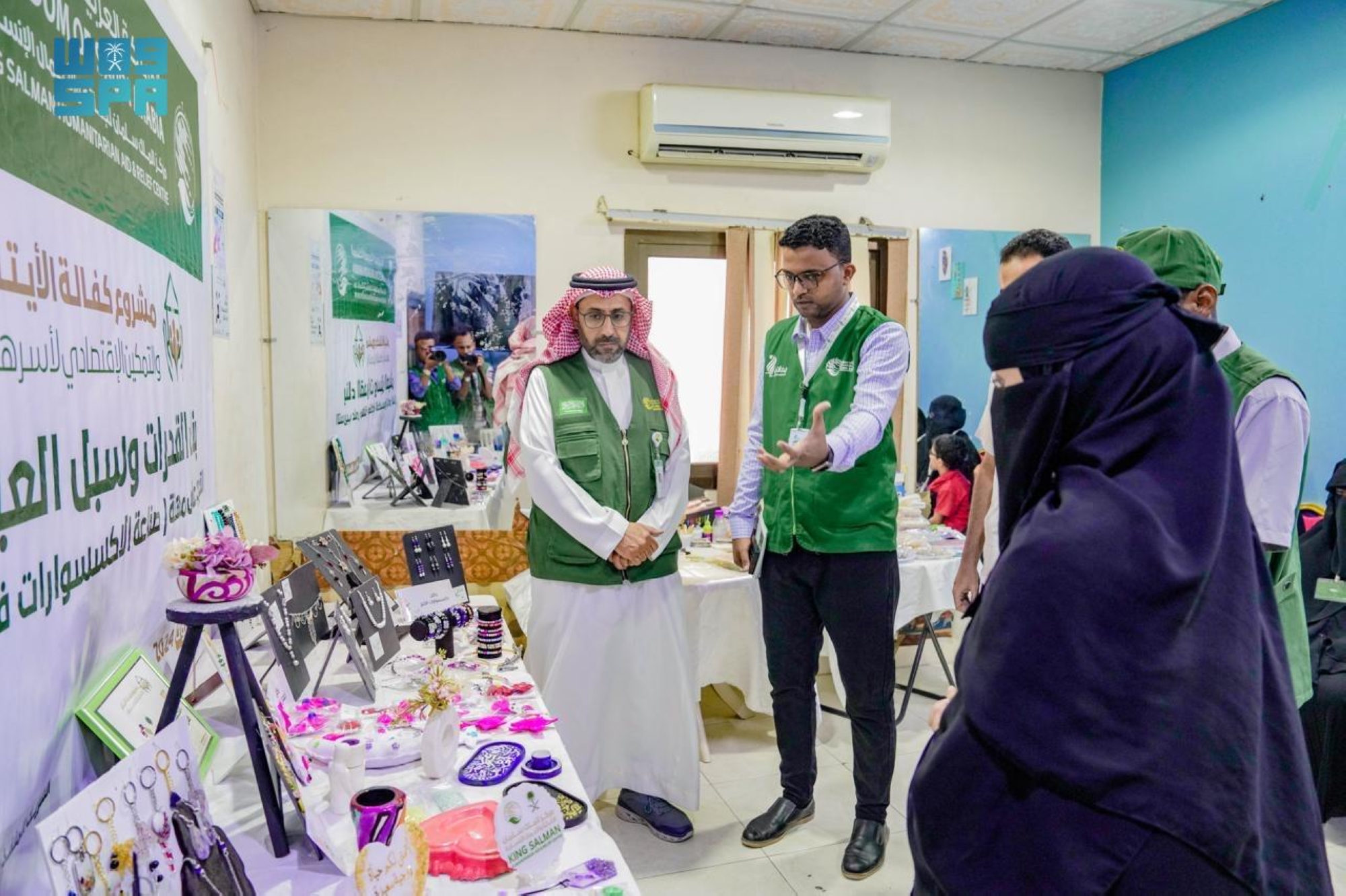 المملكة تدعم المحتاجين وتعزز الأمن الغذائي لـ8 دول