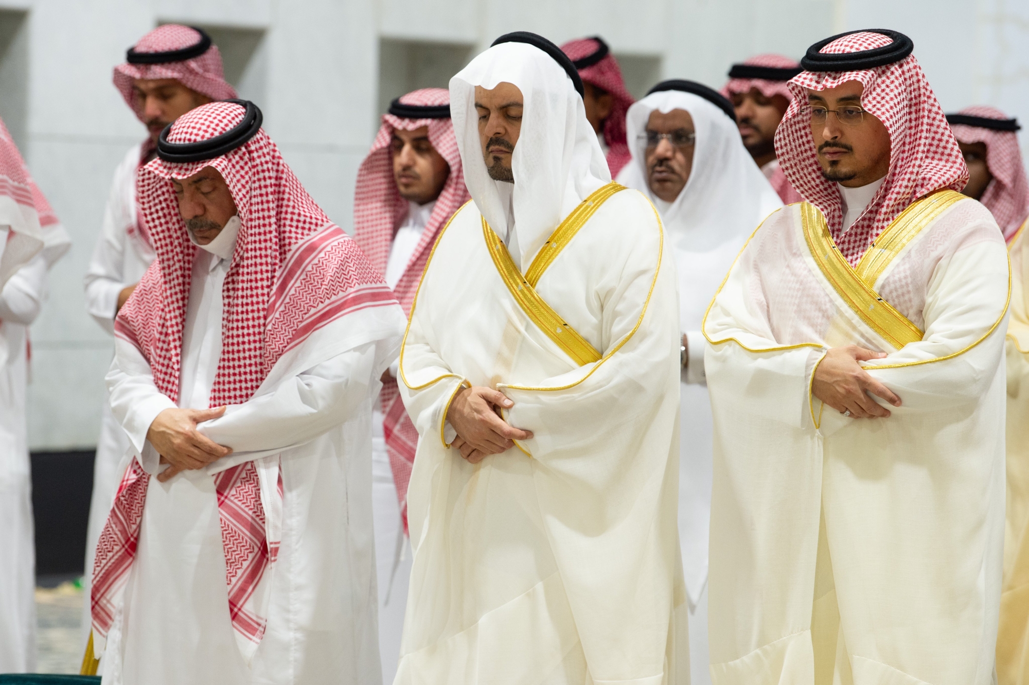 صلاة الميت على "خالد بن فيصل بن عبد الله"