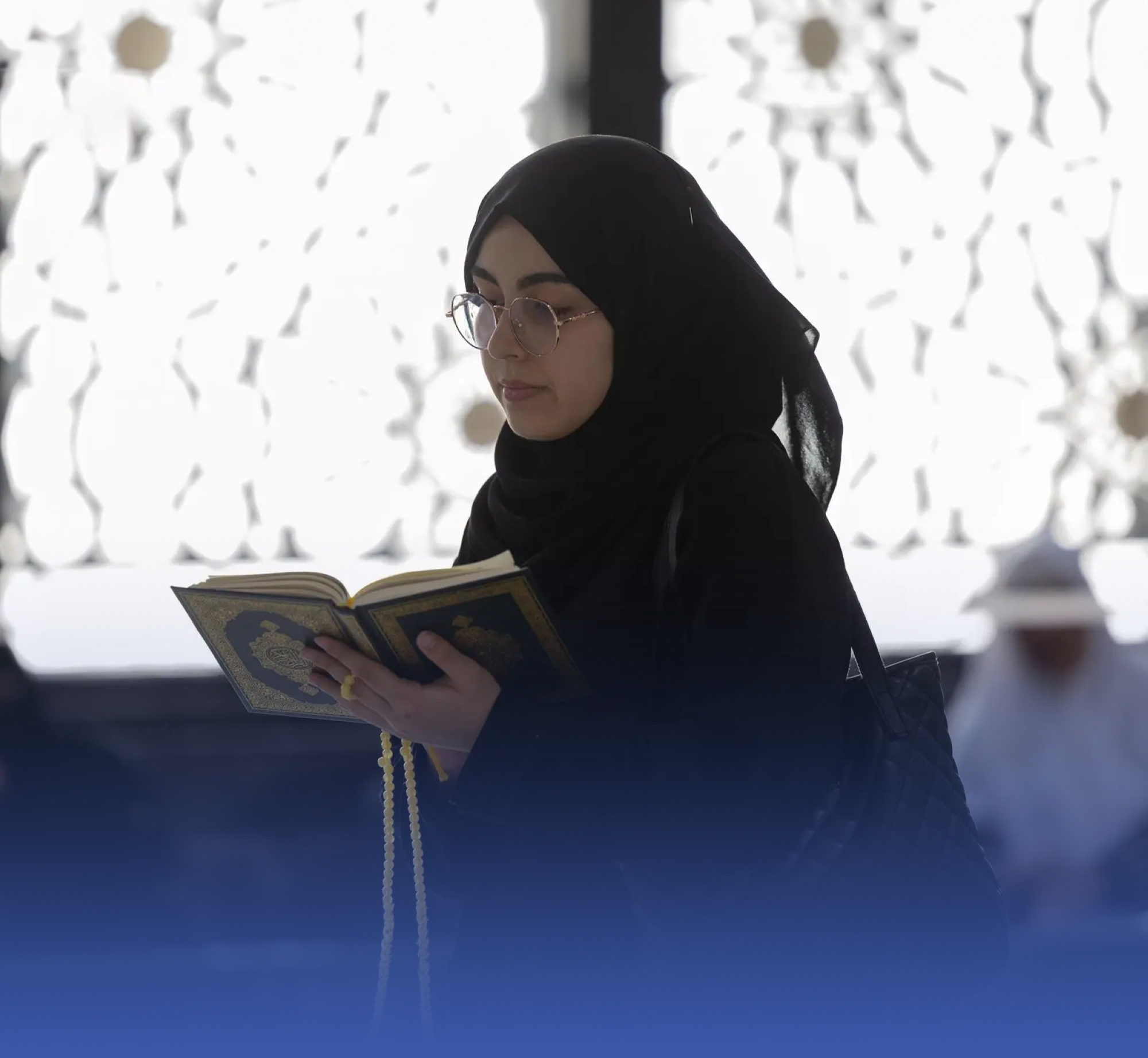 الاعتكاف في الحرم.. رحلة إيمانية بخدمات متكاملة