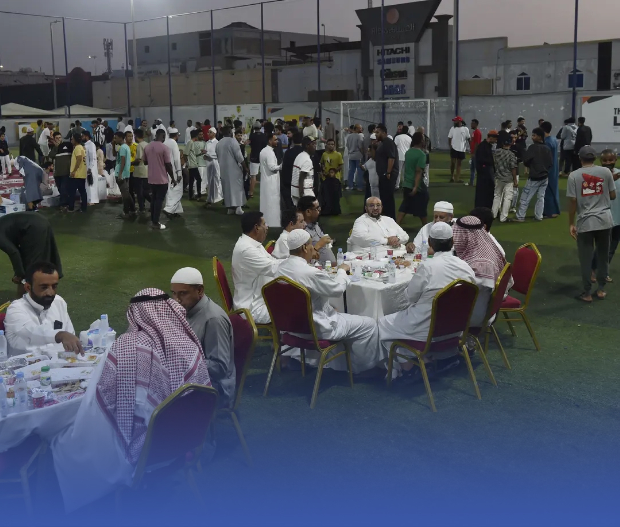 "فطور العمارية".. سُفرة رمضانية تجمع 3 أجيال