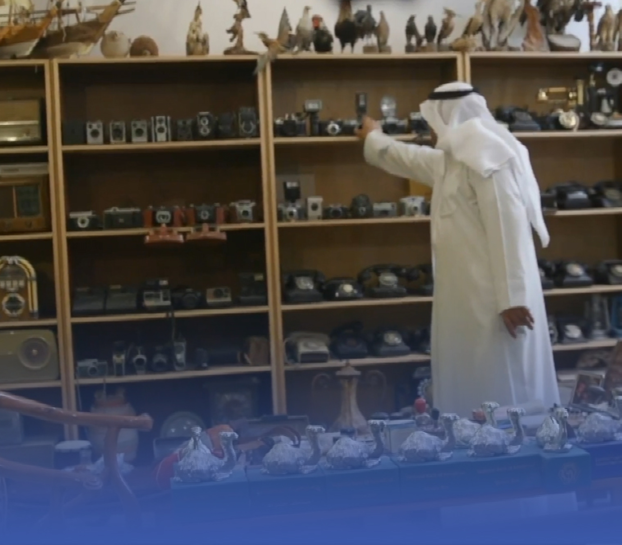 كويتي يحول "سرداب" منزله لمتحف خاص