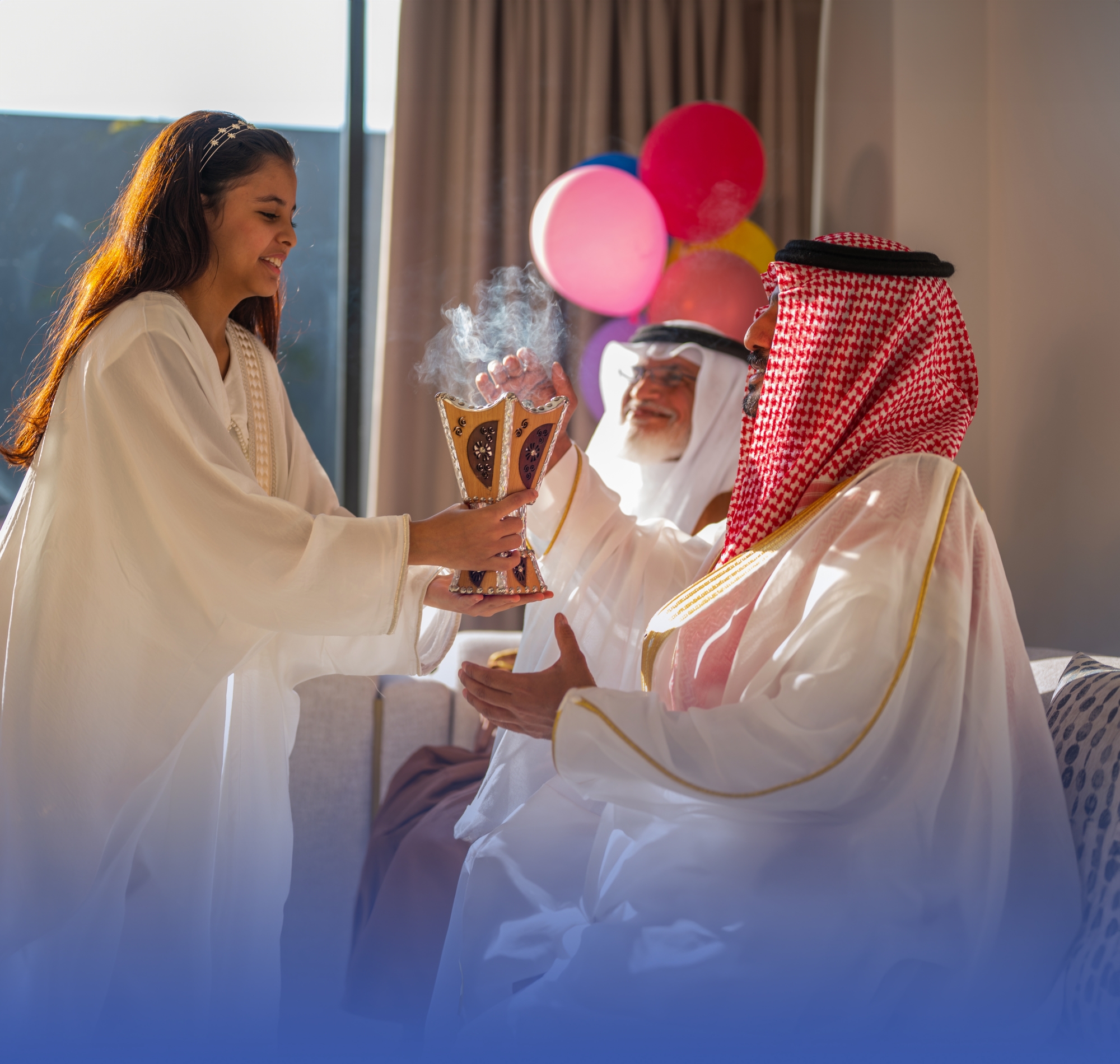 البخور عادة سعودية تميز الأعياد