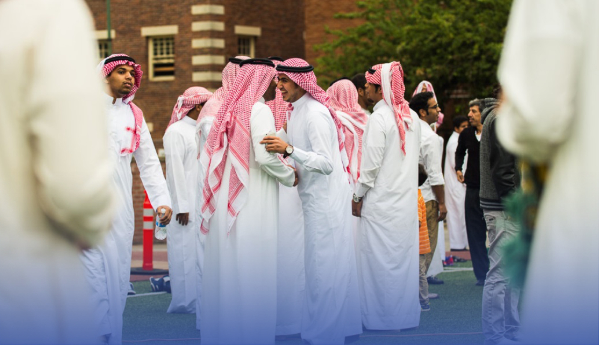 روتين العيد.. زيارات واحتفالات وغيبوبة