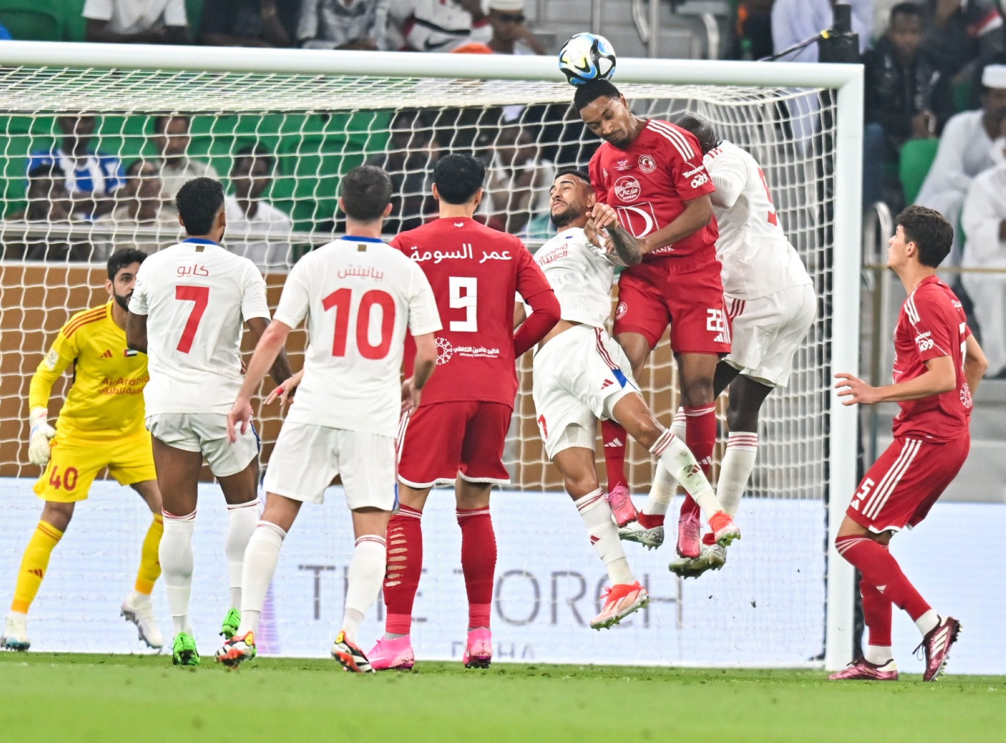 "العربي" يتوج بكأس "السوبر الإماراتي القطري"