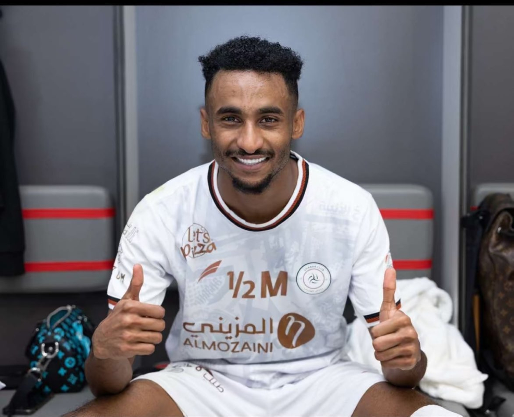 الحربي: الشباب عاش موسمًا صعبًا وهدفنا مركز متقدم