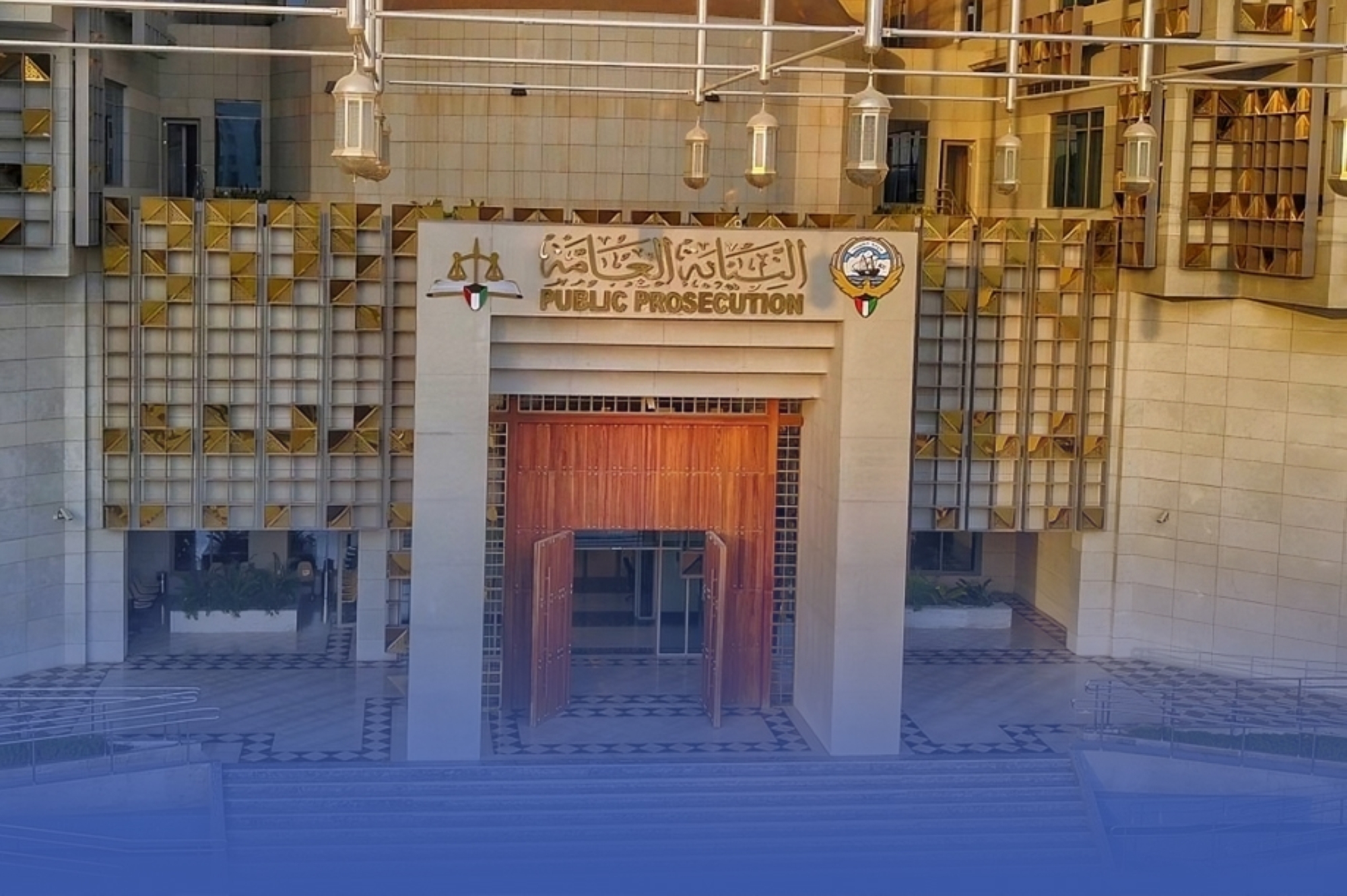 إيقاف أم وابنتها امتهنتا استدراج كويتيين