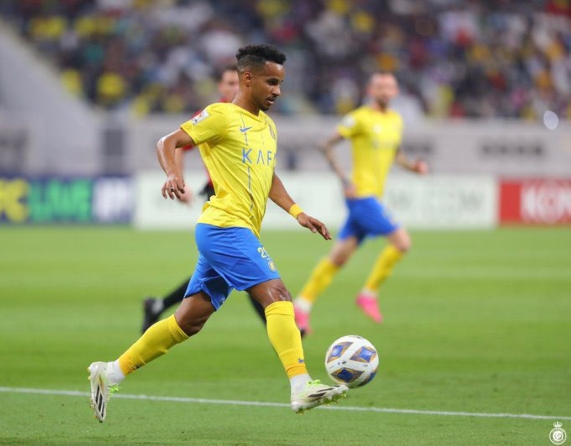 النصر يستعيد خدمات غريب والنجعي قبل الديربي