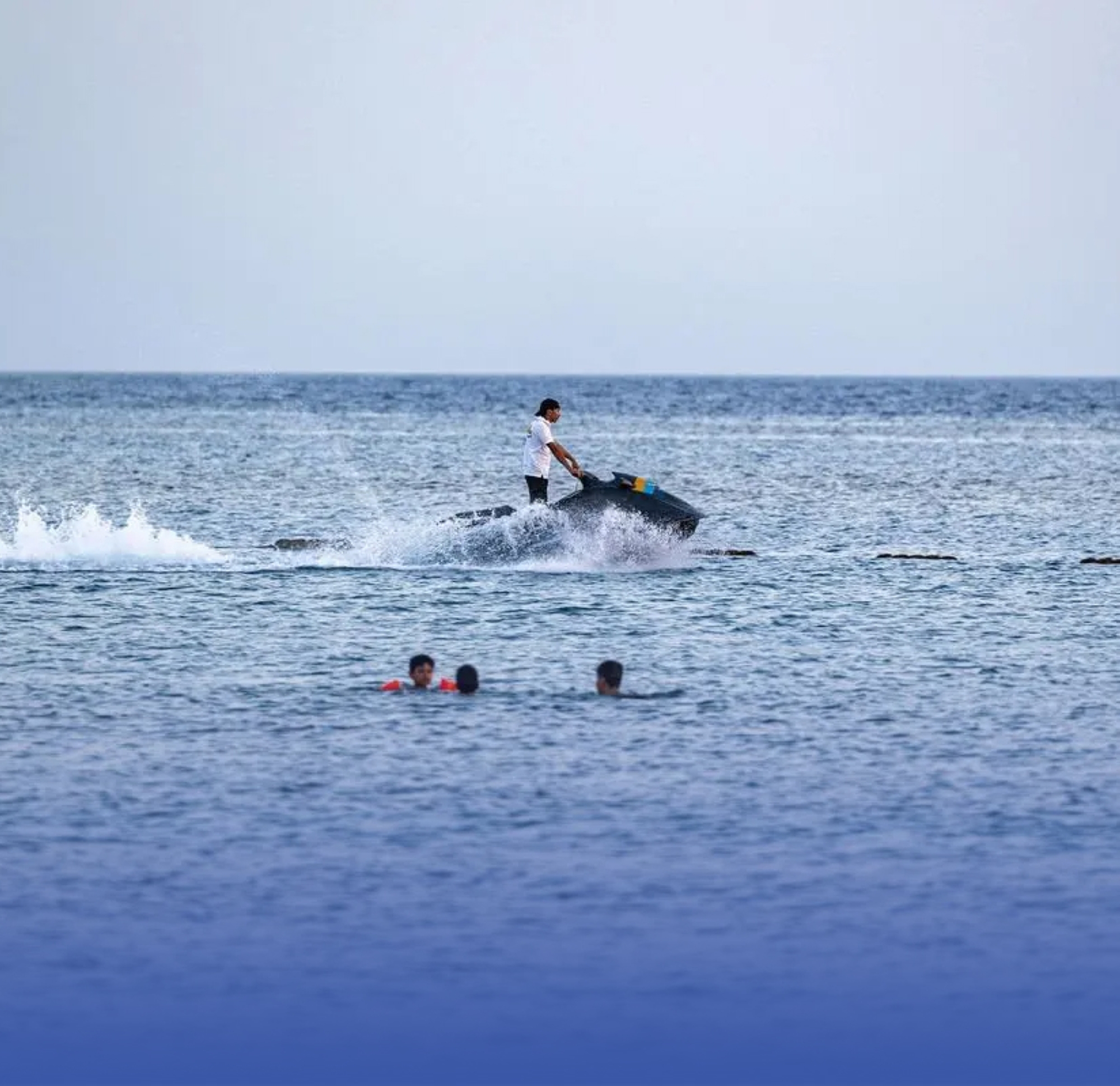 شاطئ "زاعم".. أيقونة الجمال بتبوك