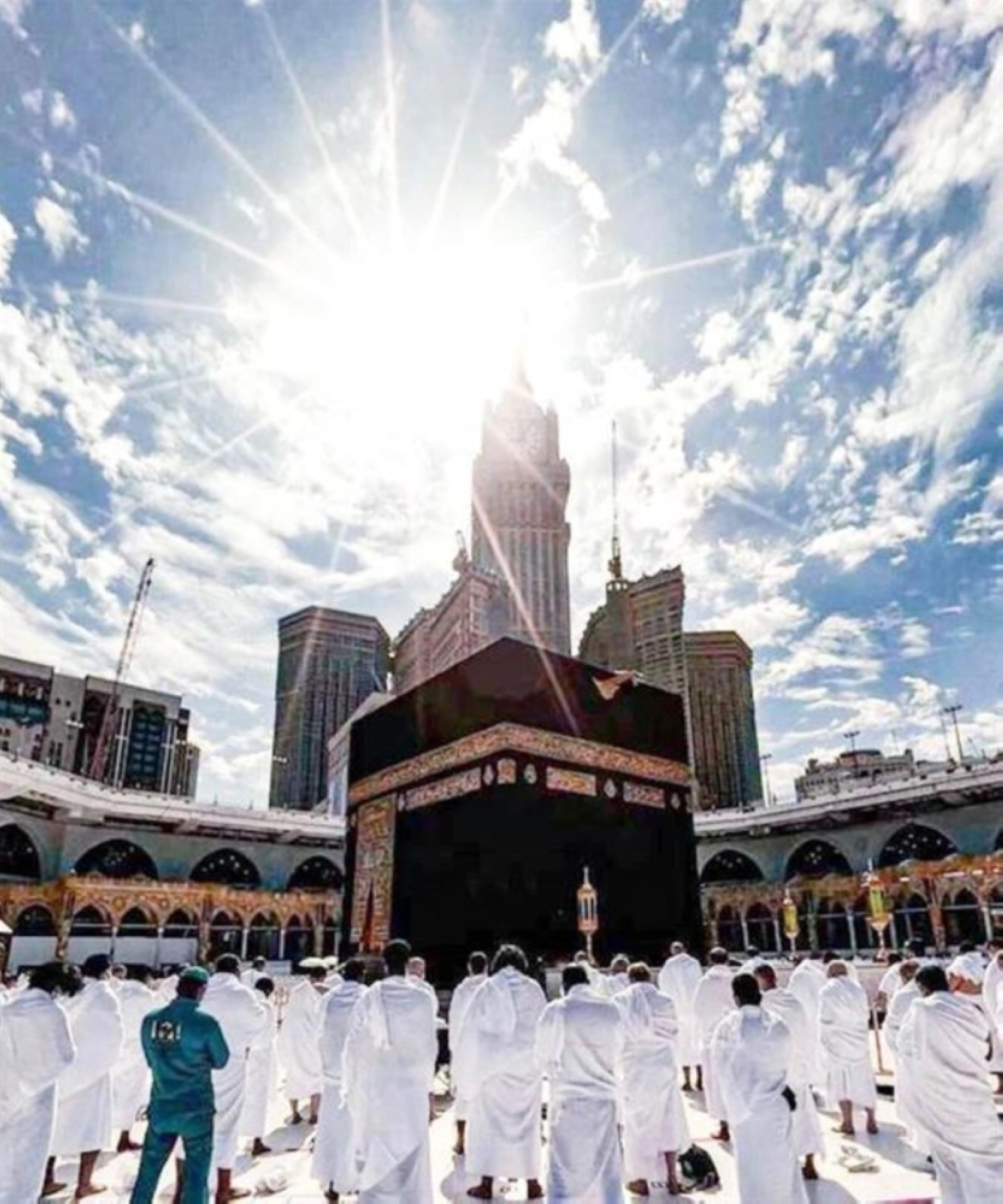 الشمس تتعامد على الكعبة المشرفة غدًا