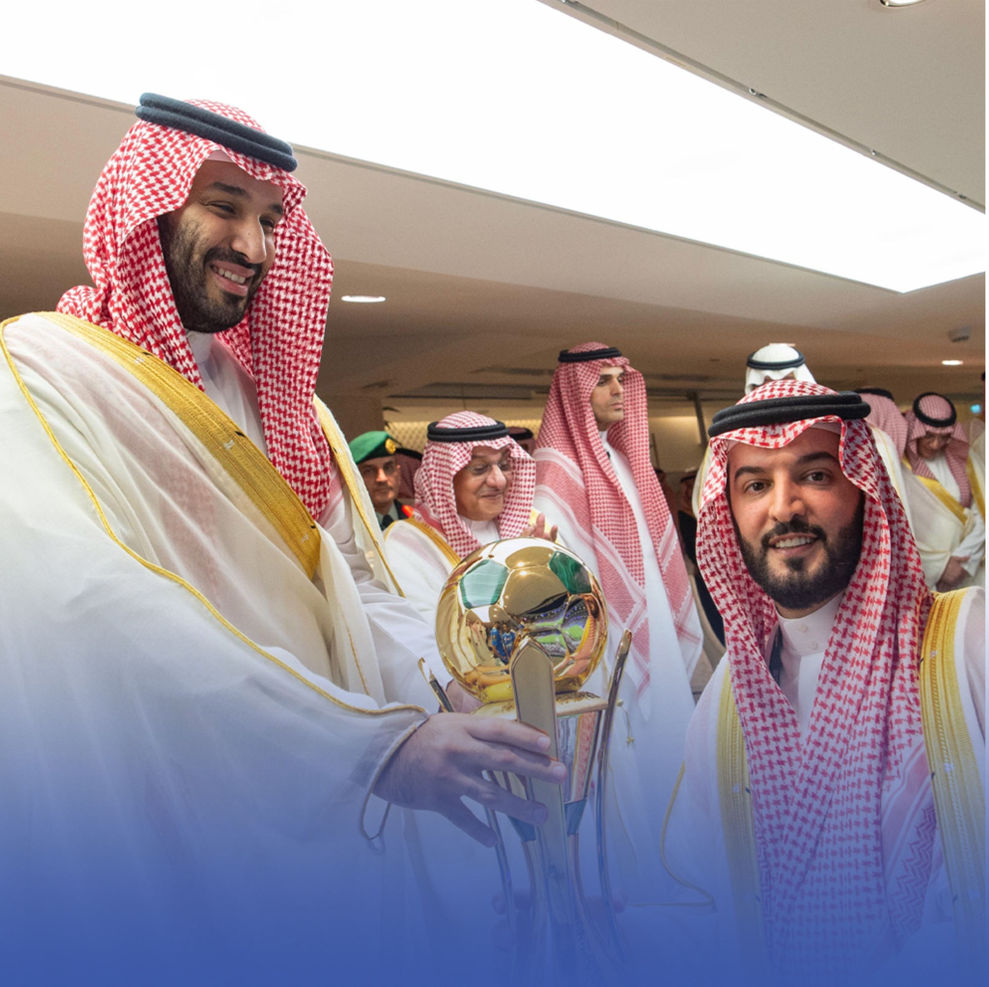 ولي العهد يتوج الهلال بطلاً لكأس الملك