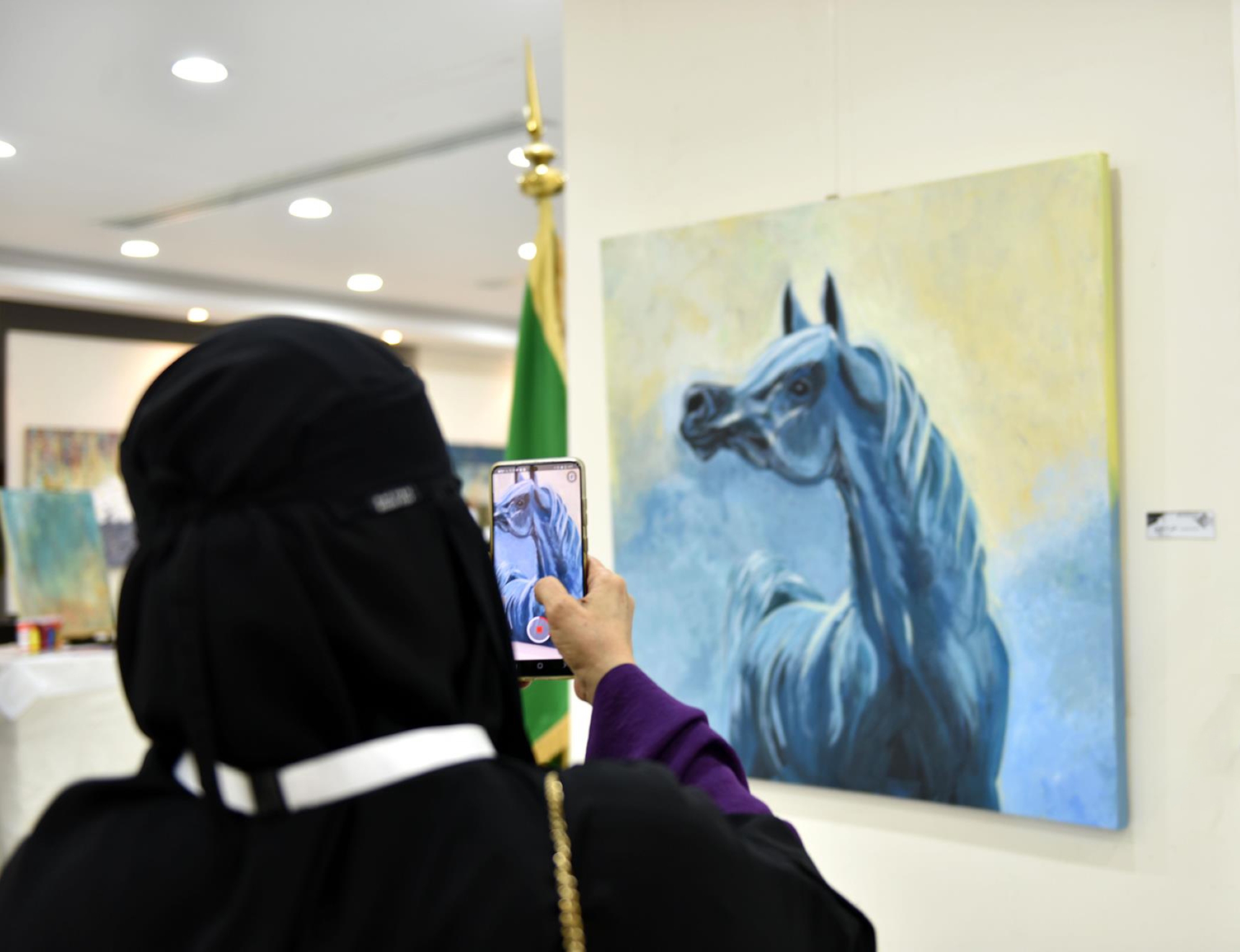 "أكنان3" إبداع بالفن التشكيلي السعودي