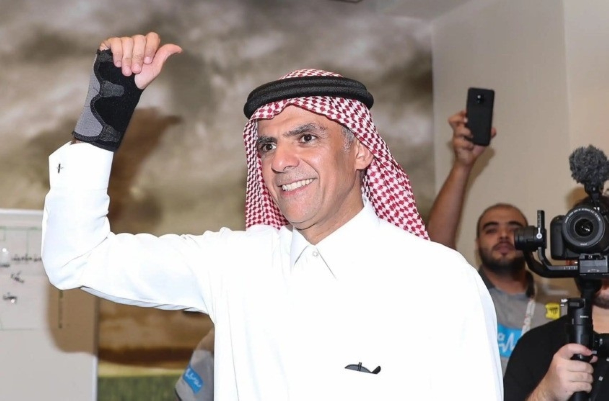 لؤي ناظر يكشف عن قائمته