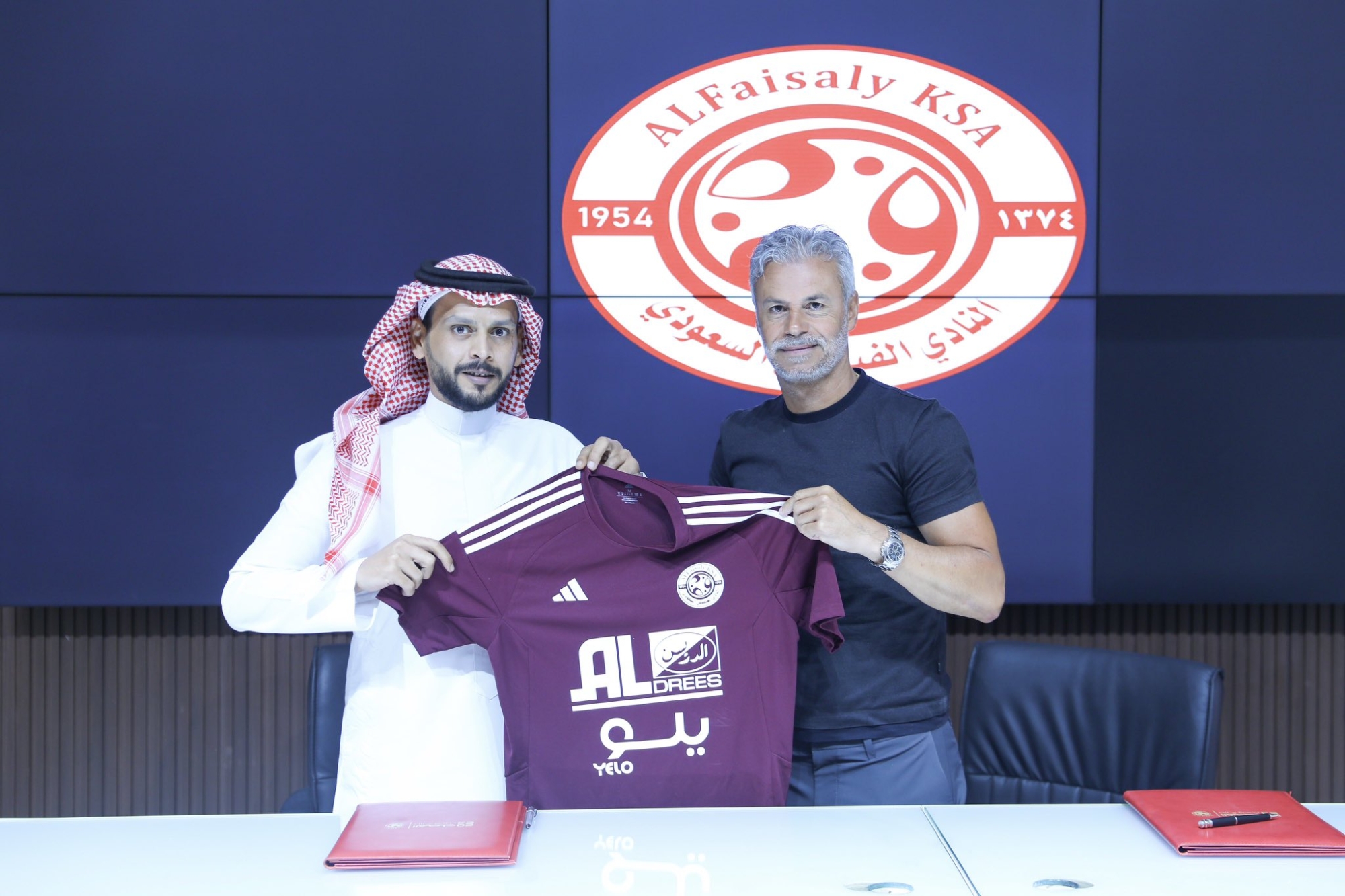 البرتغالي غويفا يتولى تدريب الفيصلي