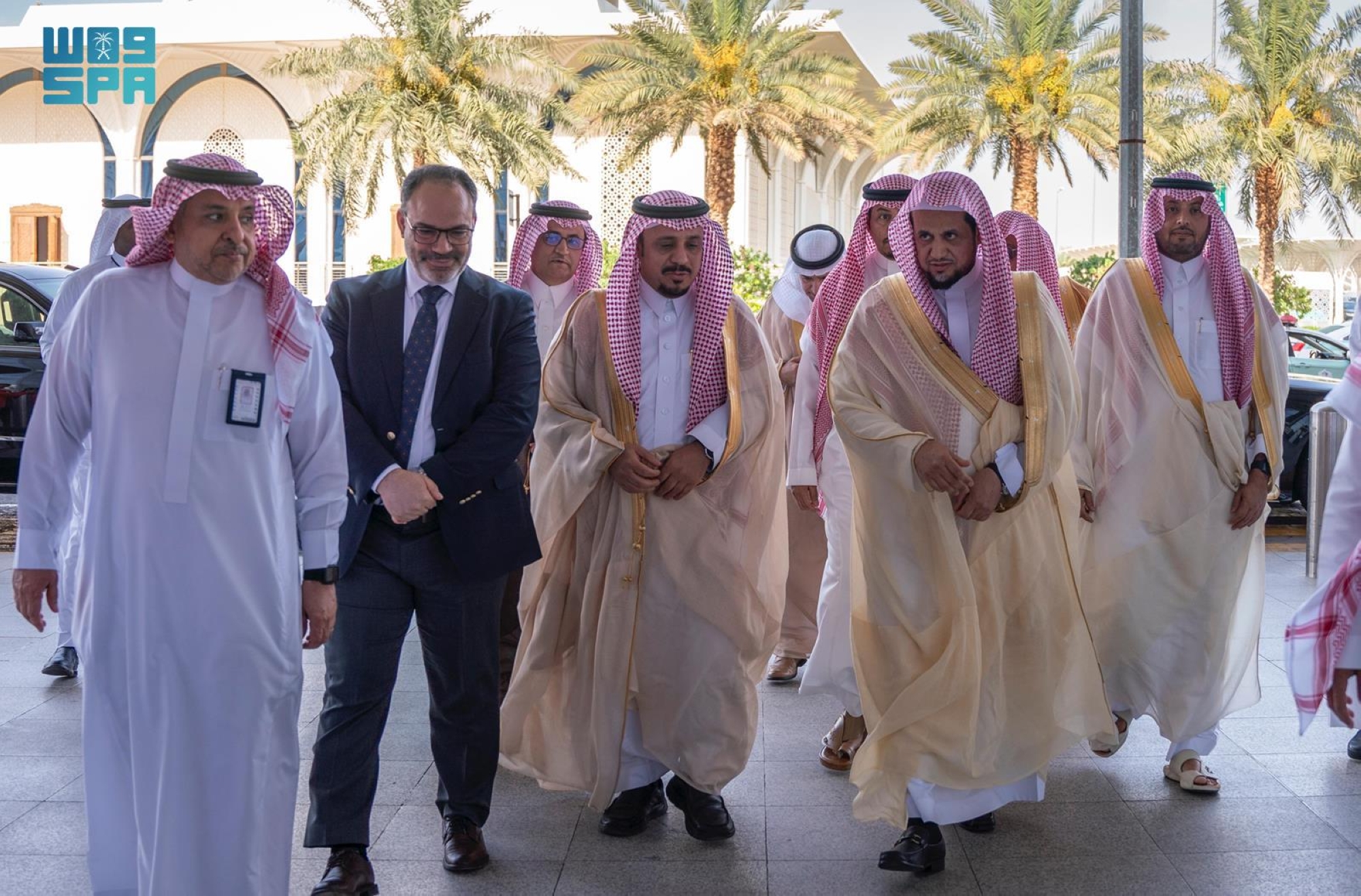 النائب العام يفتتح نيابة مطار المدينة