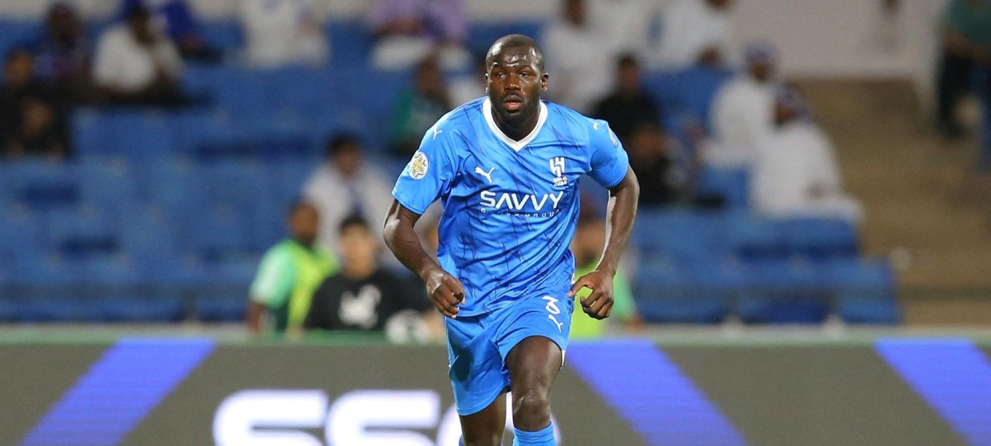 كوليبالي يُحذر دي بروين ويتغنى بإنجاز الهلال