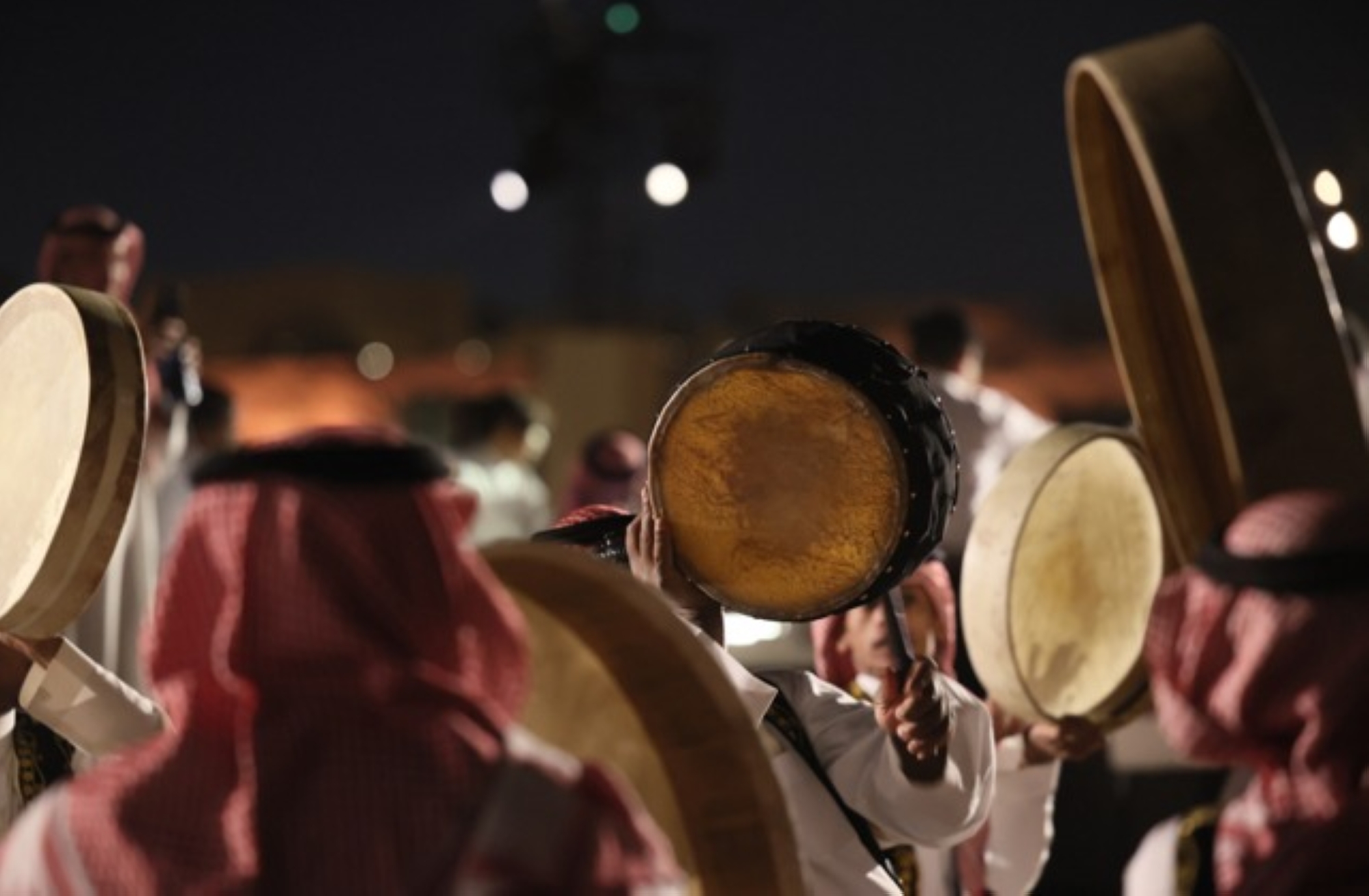 عروض الدرعية تجذب الزوار بالعيد