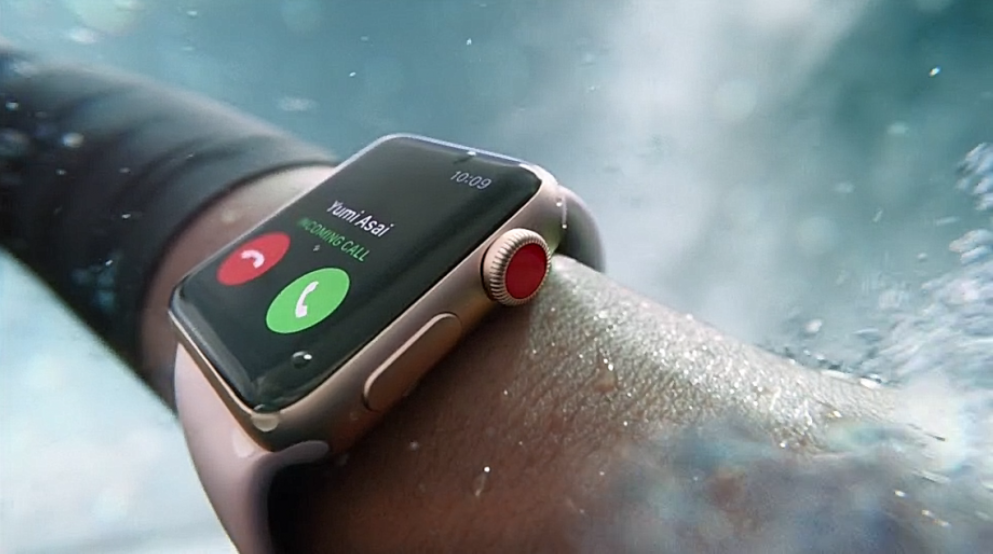 تحسينات بالإصدار العاشر من Apple Watch