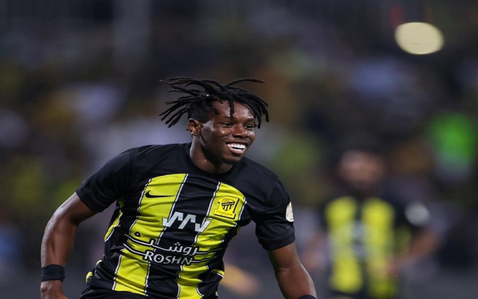 استبعاد هوساوي والعمري من معسكر الاتحاد