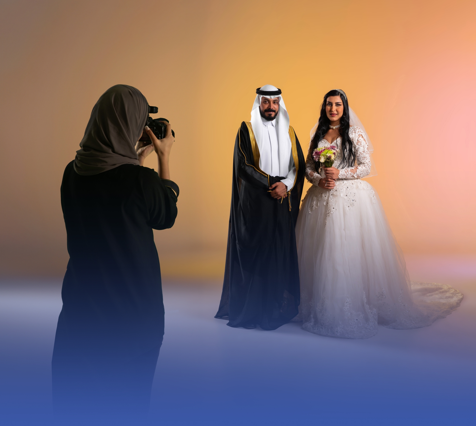 مصورات الأعراس.. يخلّدن الفرح ويوثقن الغرائب