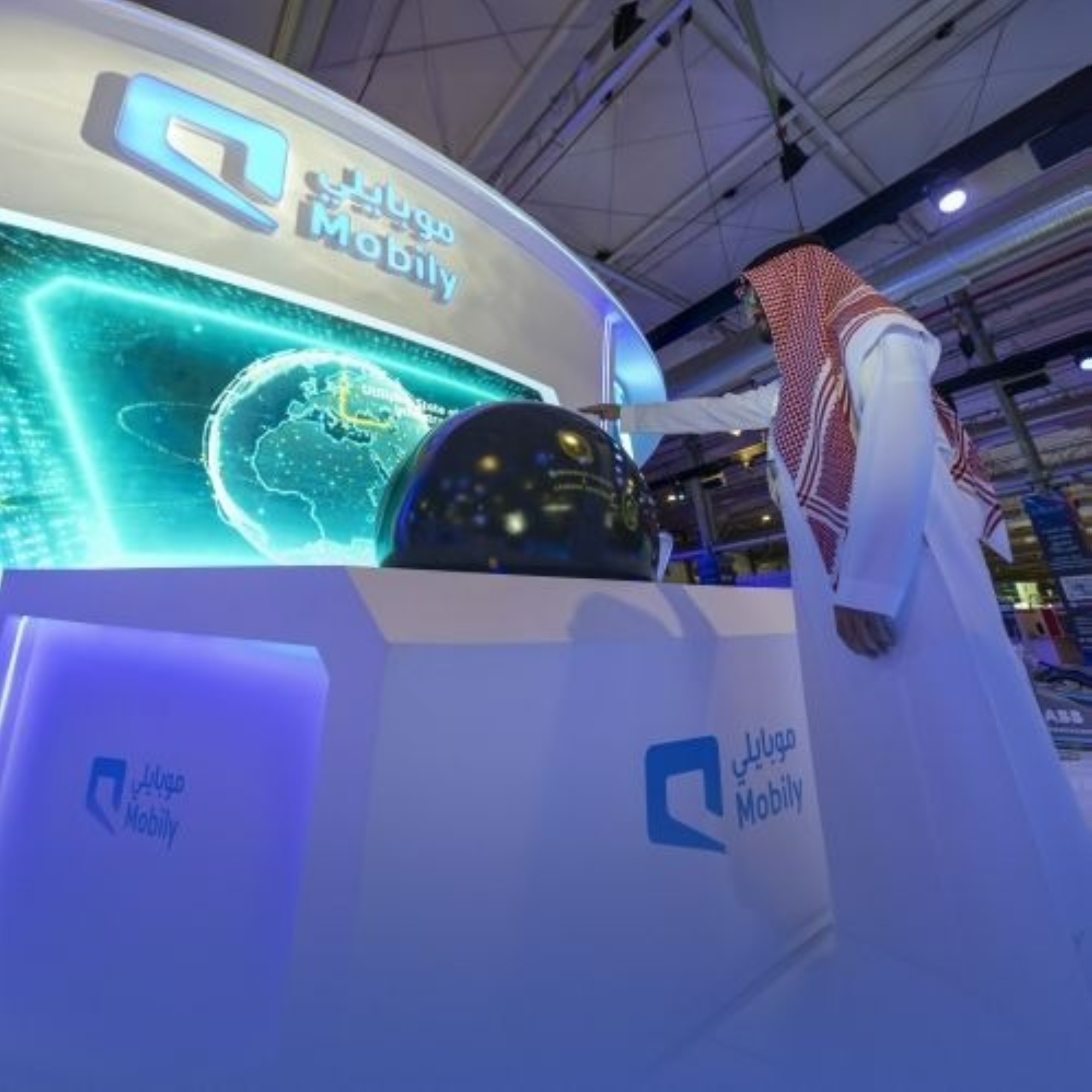1.3 مليار ريال أرباح موبايلي بالنصف الأول