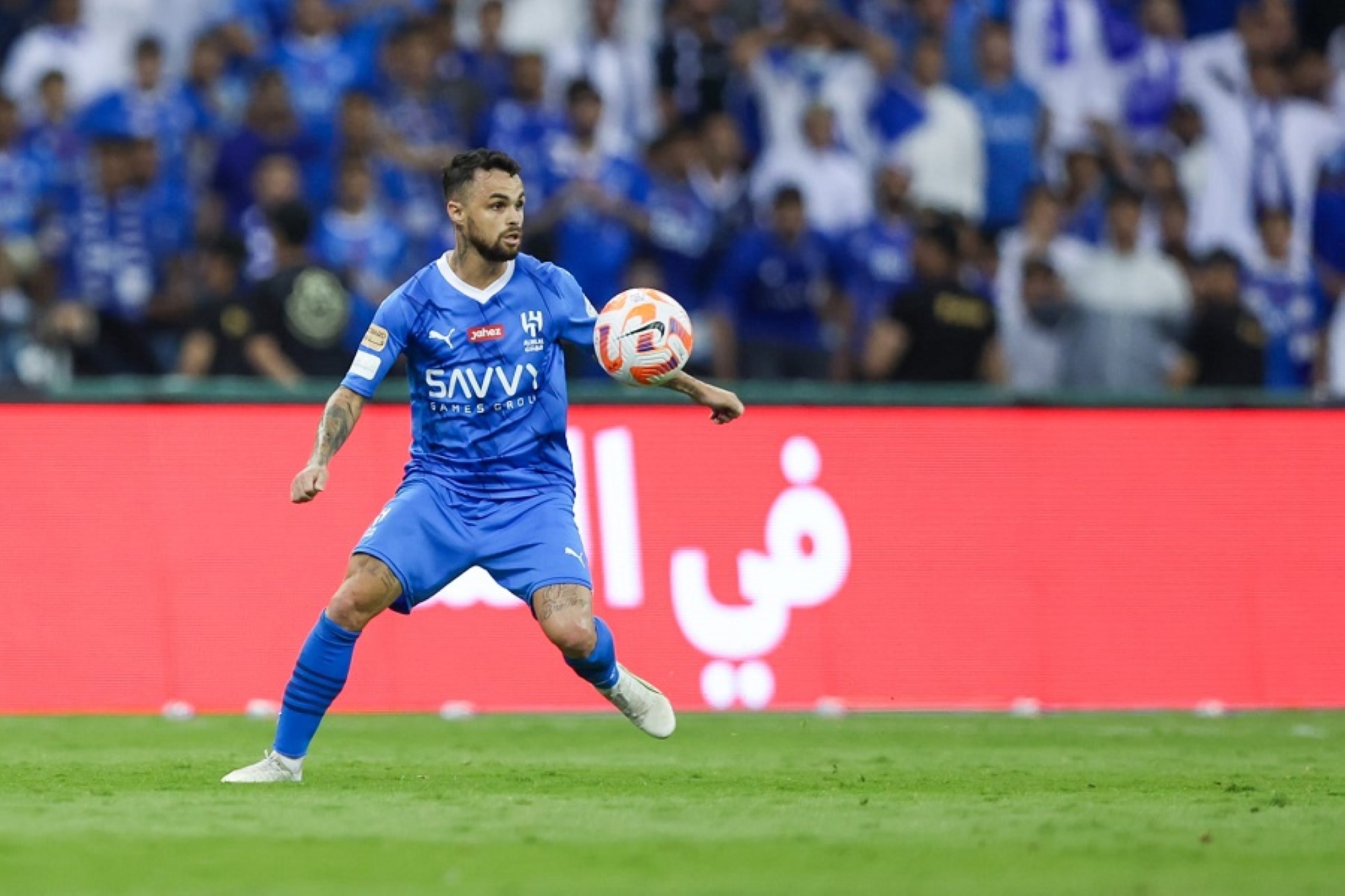 وكيل ميشايل يناقش مستقبل اللاعب مع الهلال