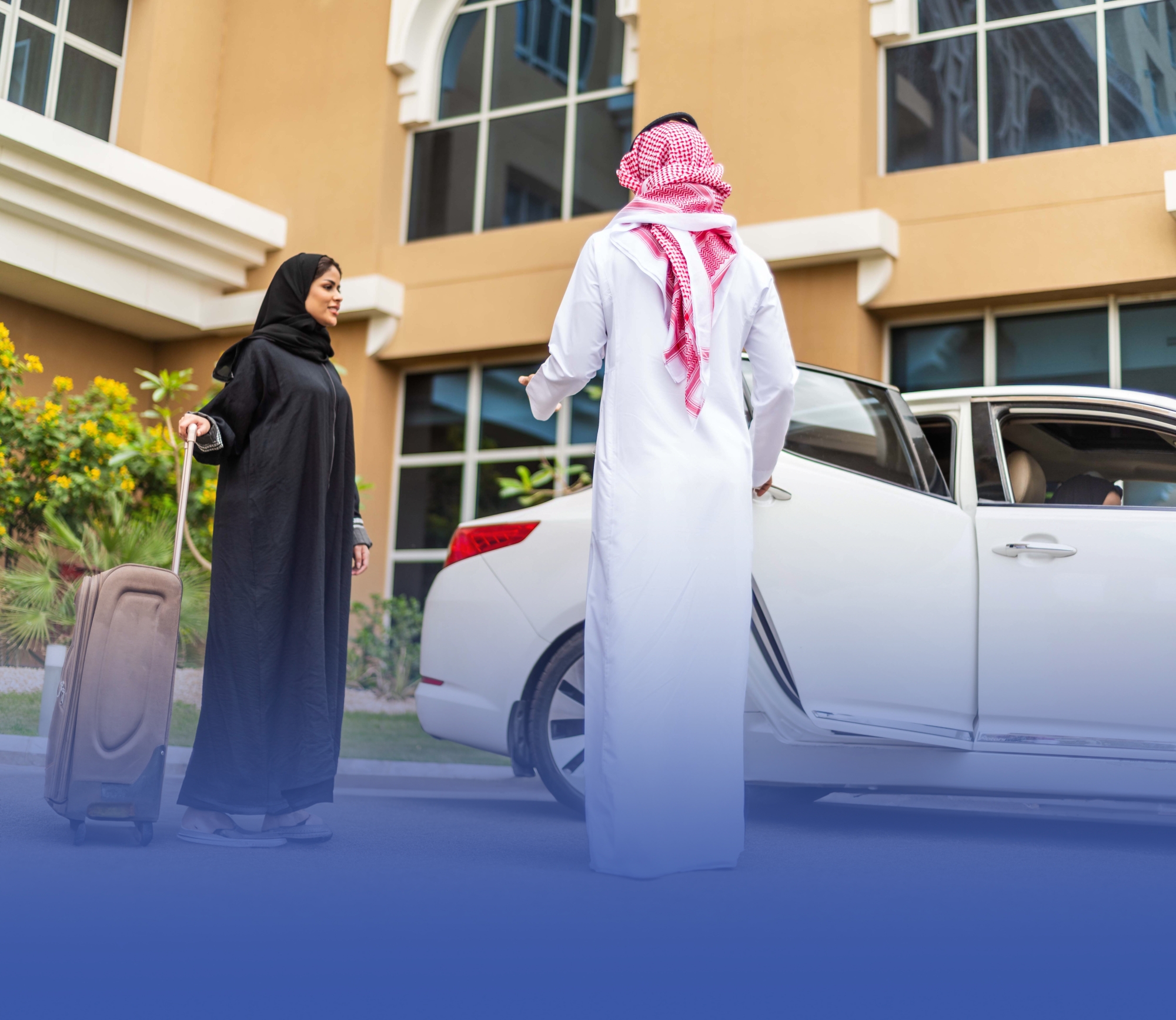 ضبط 635 كداداً لنقلهم الركاب بالمطارات دون ترخيص