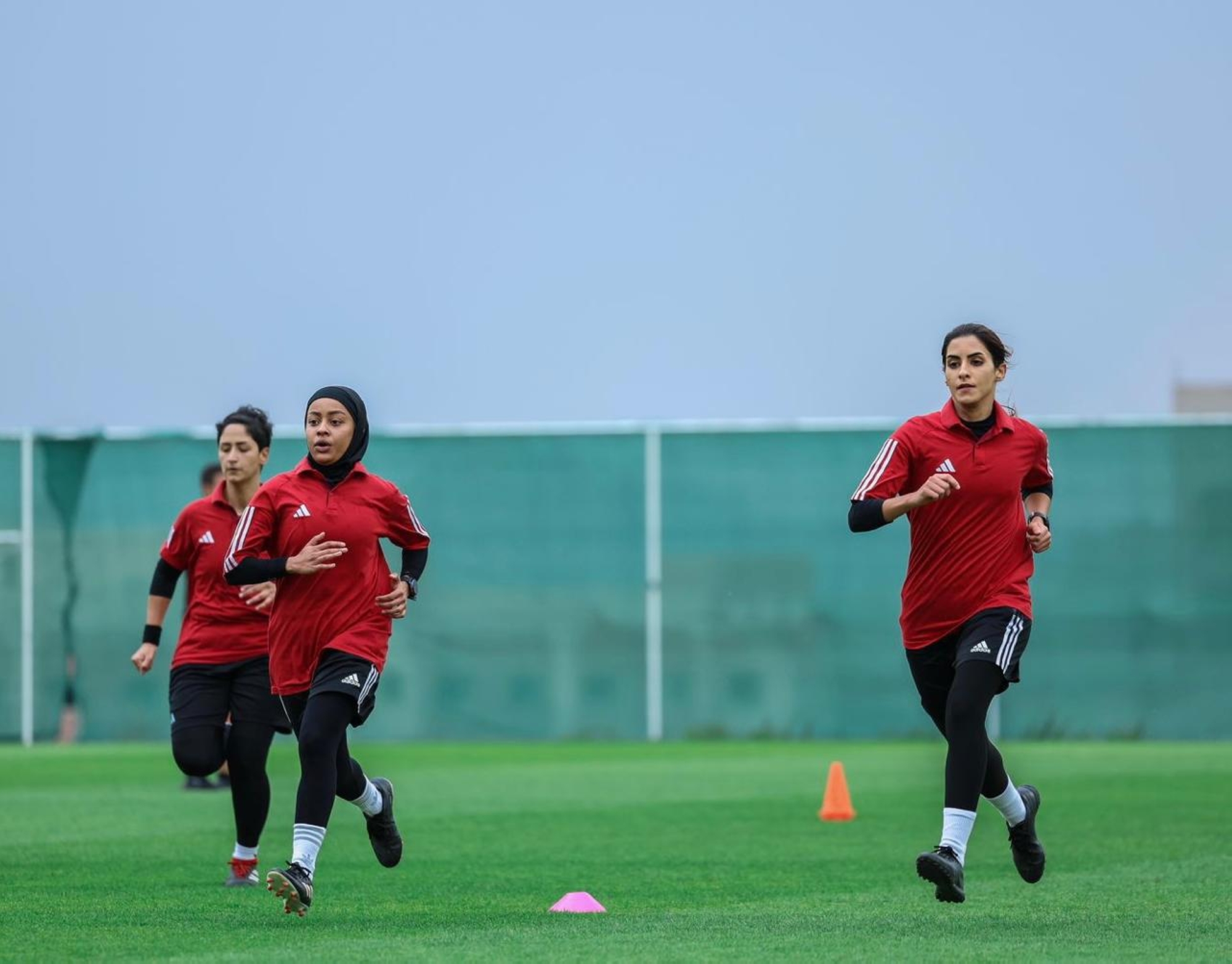 6 من حكمات دوري الأولى للسيدات يشاركن بمعسكر أبها