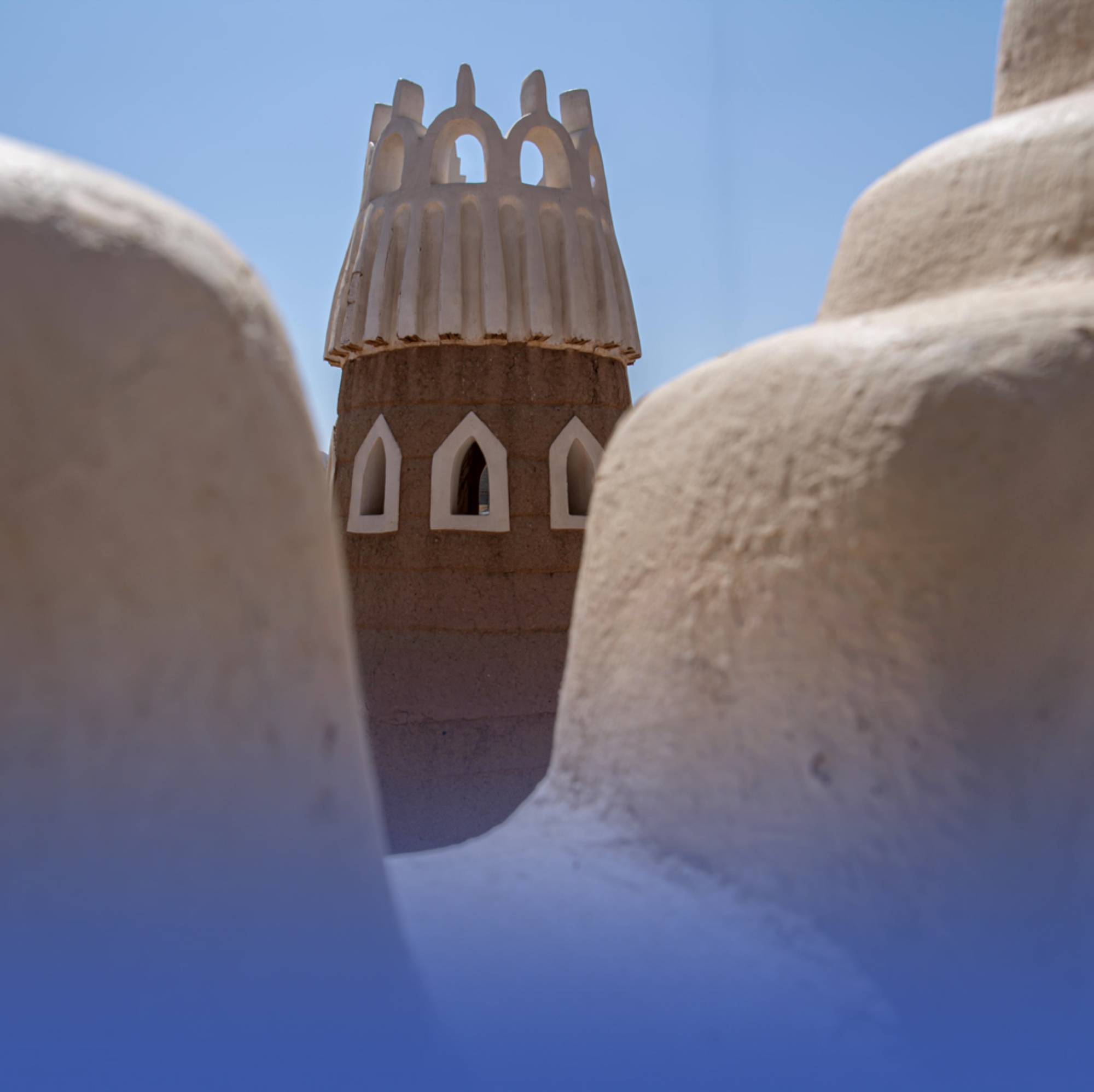 بيوت الطين بنجران.. هندسة معمارية شامخة