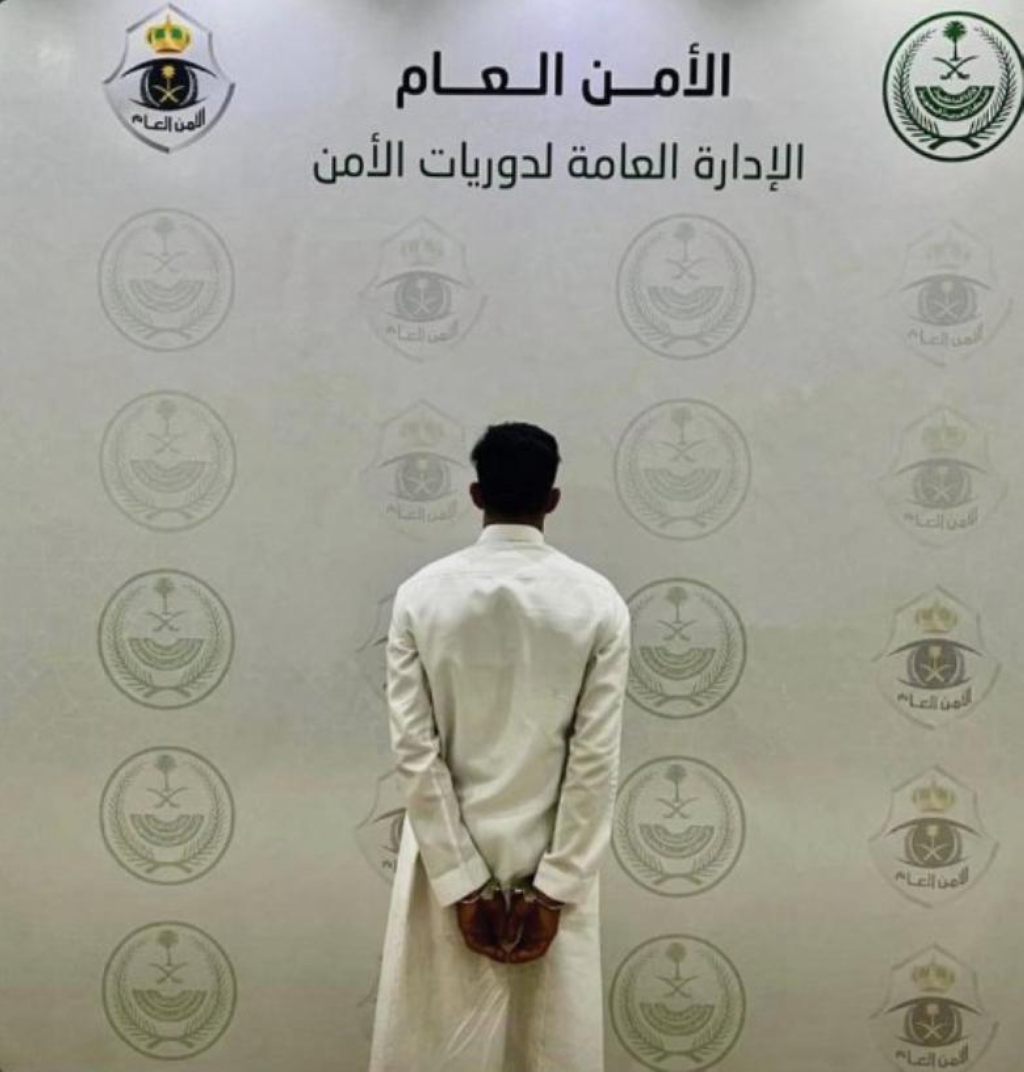 الإطاحة بشخص أطلق النار في الهواء بمكان عام