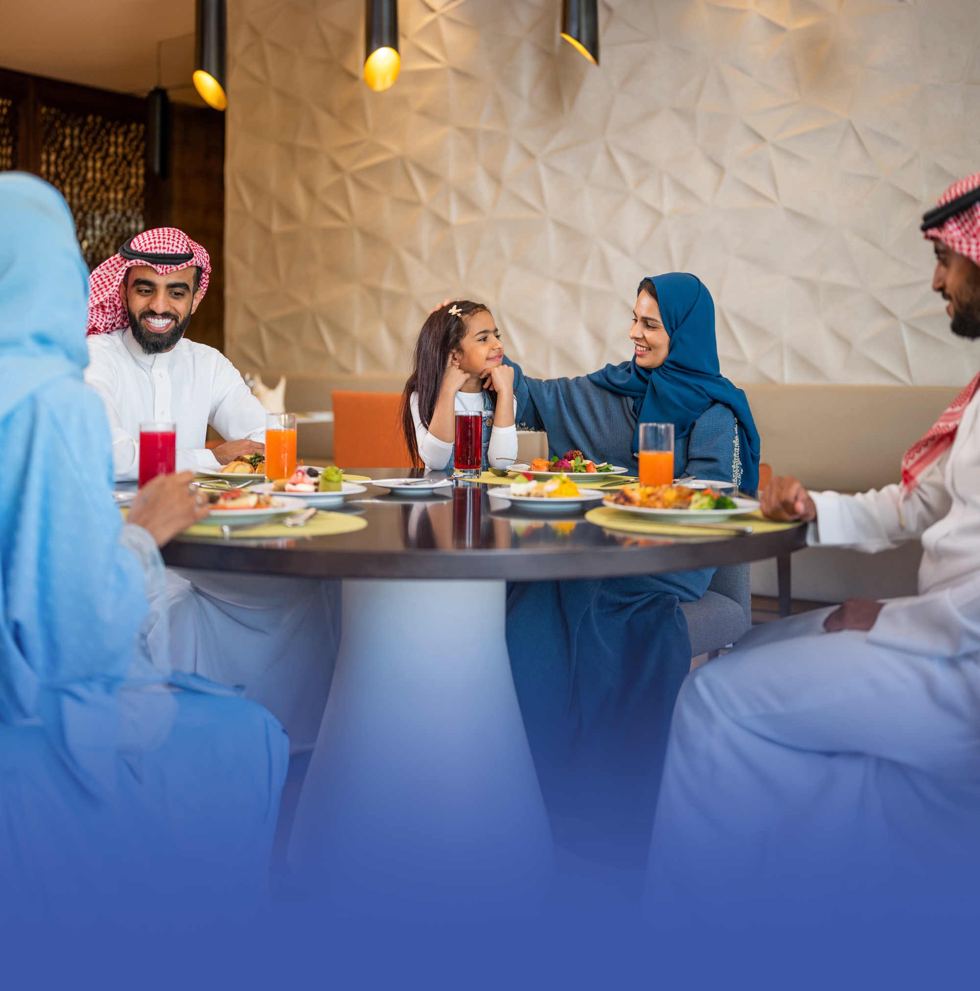 اليوم الوطني يرفع الإنفاق 12% الأسبوع الماضي