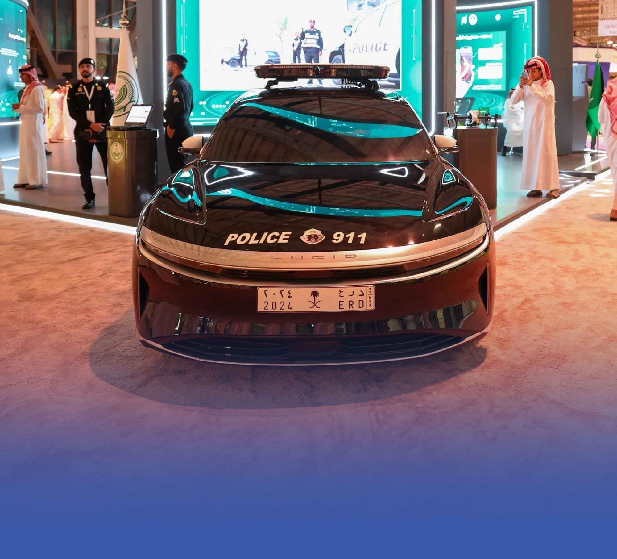 "د ر ع 2024" رمز على أحدث مركبات الأمن