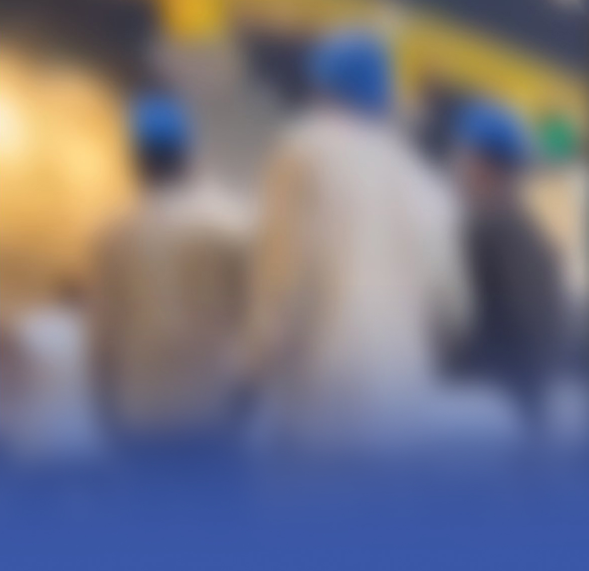 الإطاحة بـ4 يمنيين إثر مشاجرة لخلاف بينهم