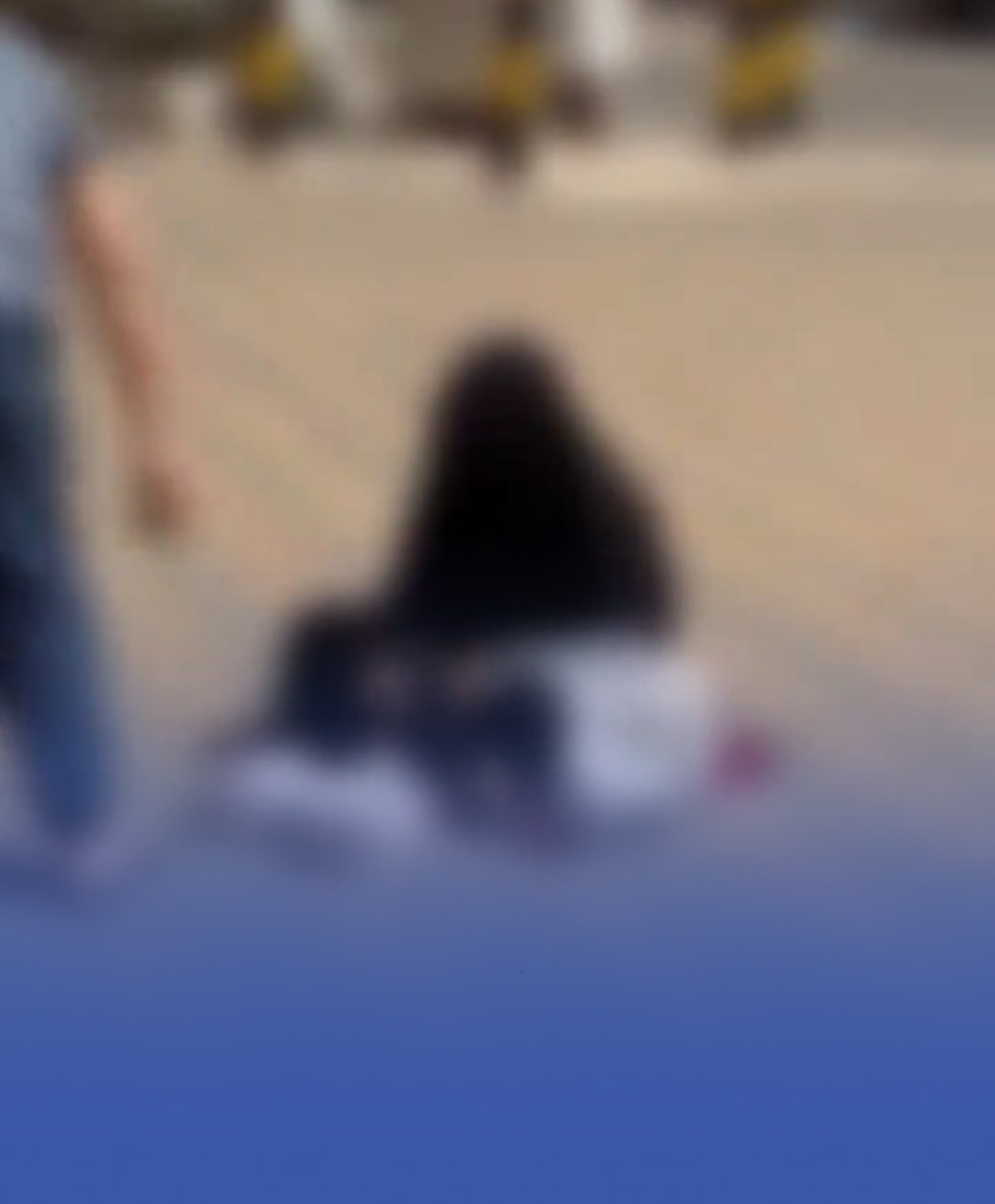 القبض على 3 متسولات في القصيم