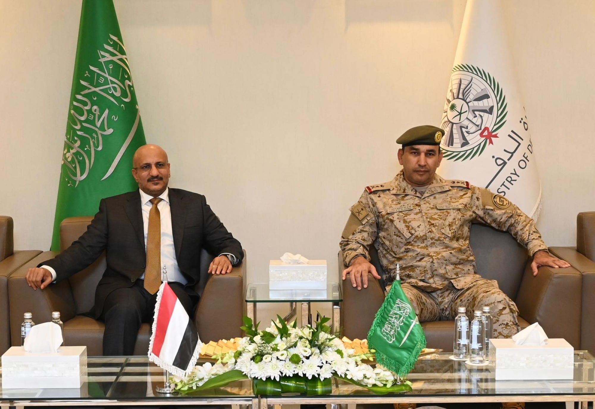 مباحثات سعودية يمنية لتعزيز الأمن والاستقرار