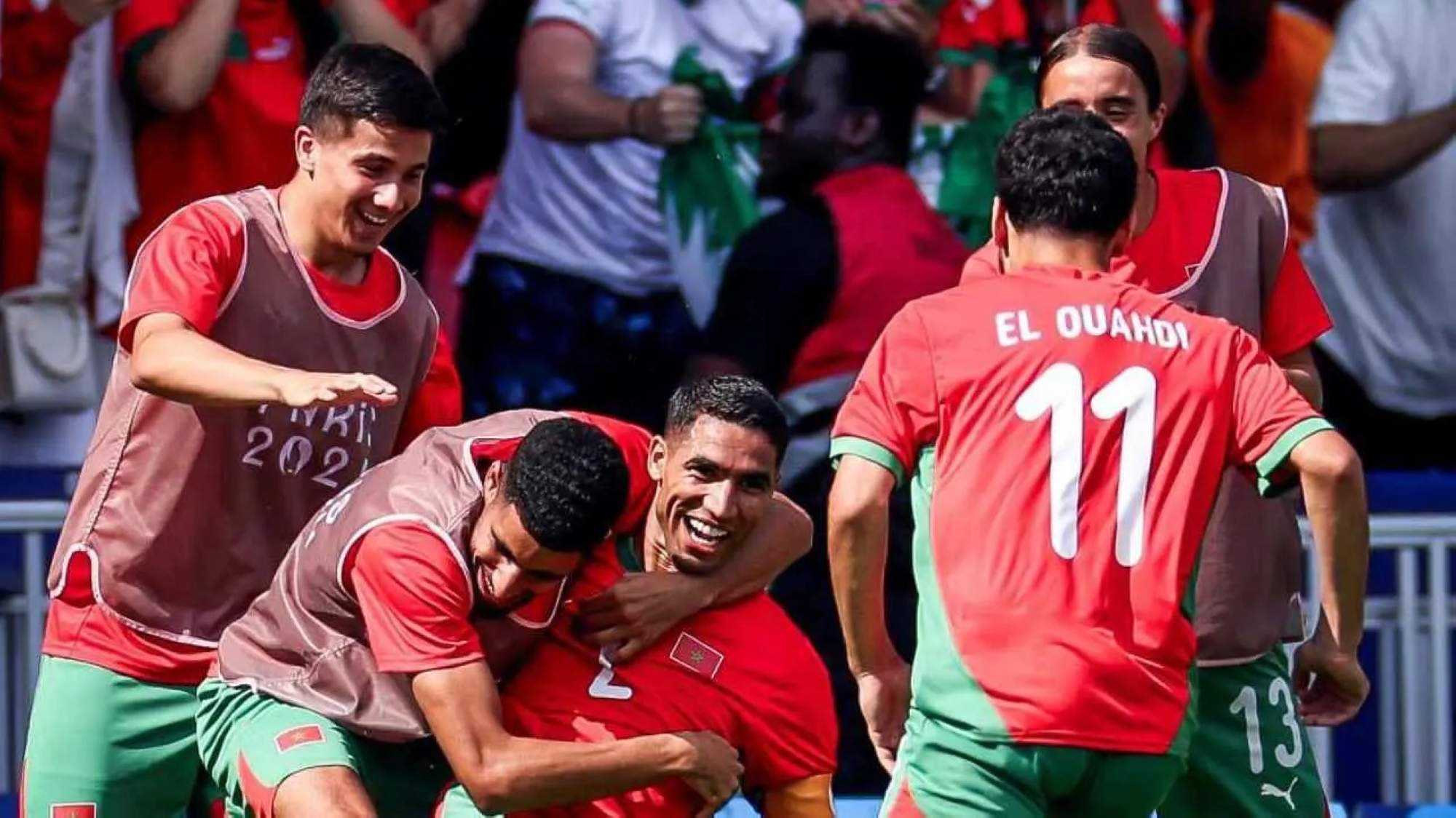 حكيمي ولوكمان ينافسان على جائزة الأفضل في إفريقيا