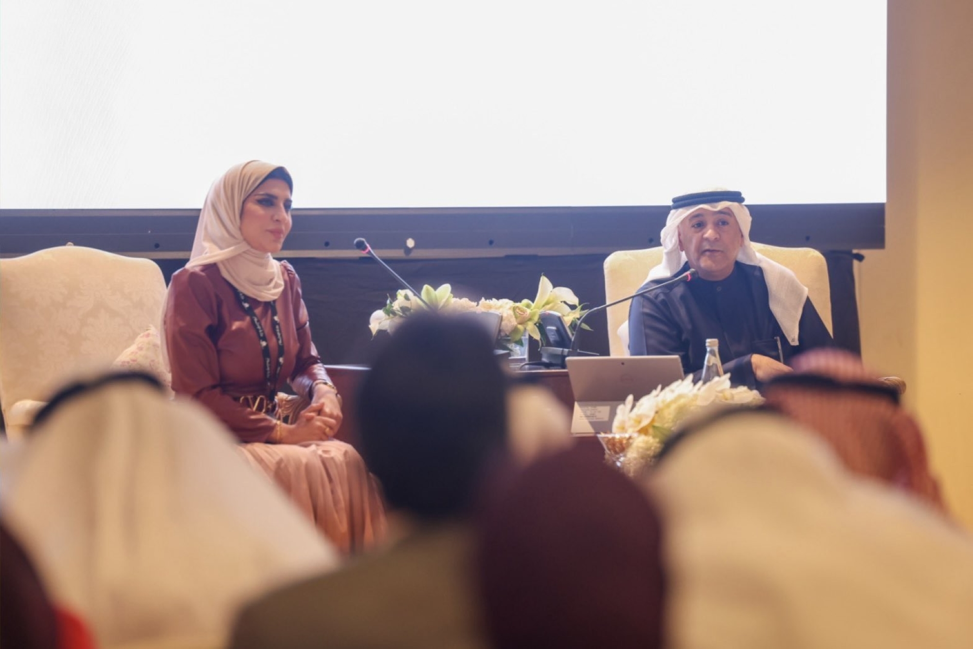 عشية القمة الخليجية.. البديوي: دول المجلس أضحت محطّ أنظار العالم