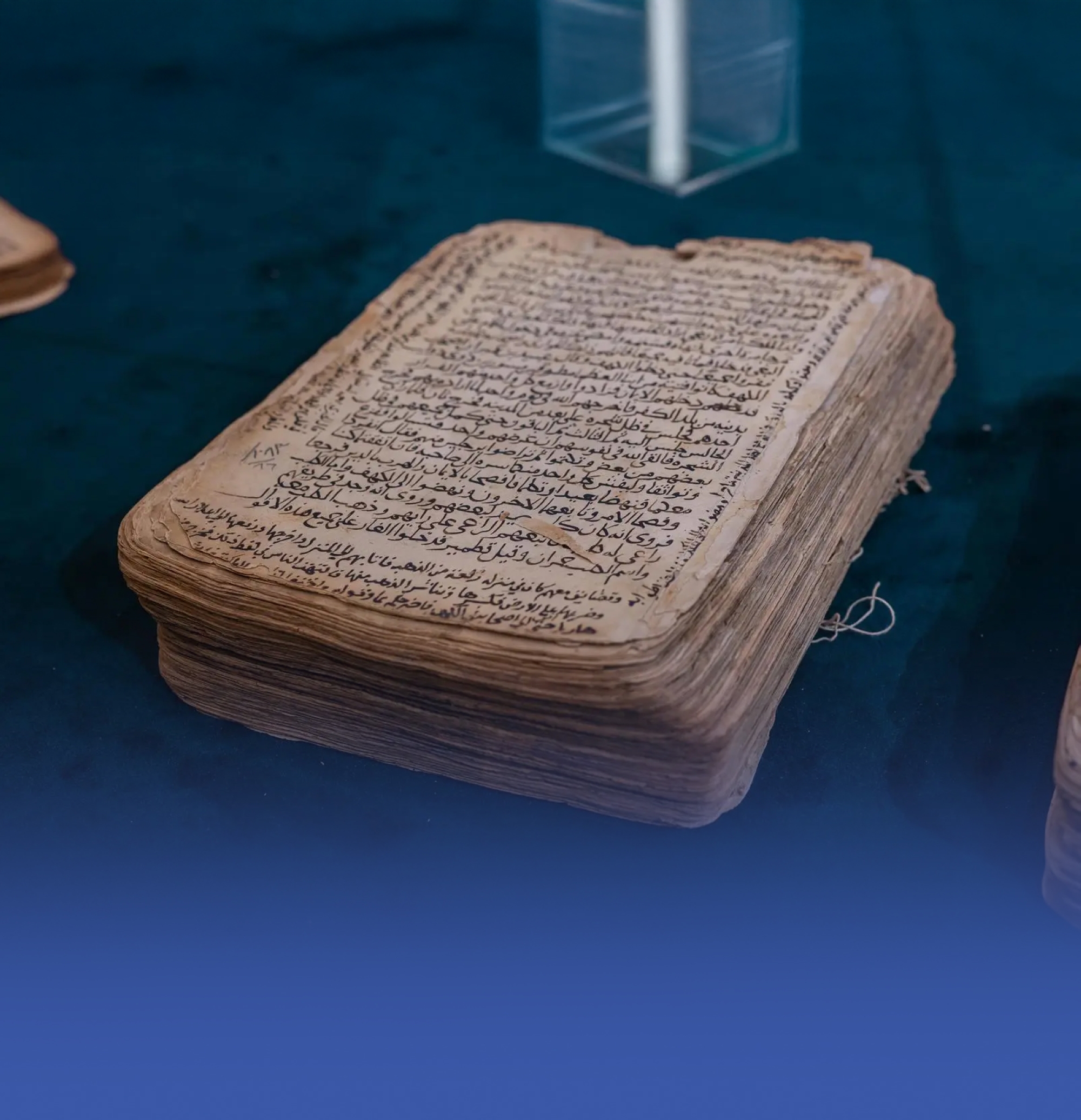 معرض المخطوطات.. نافذة على تراث 1200 عام