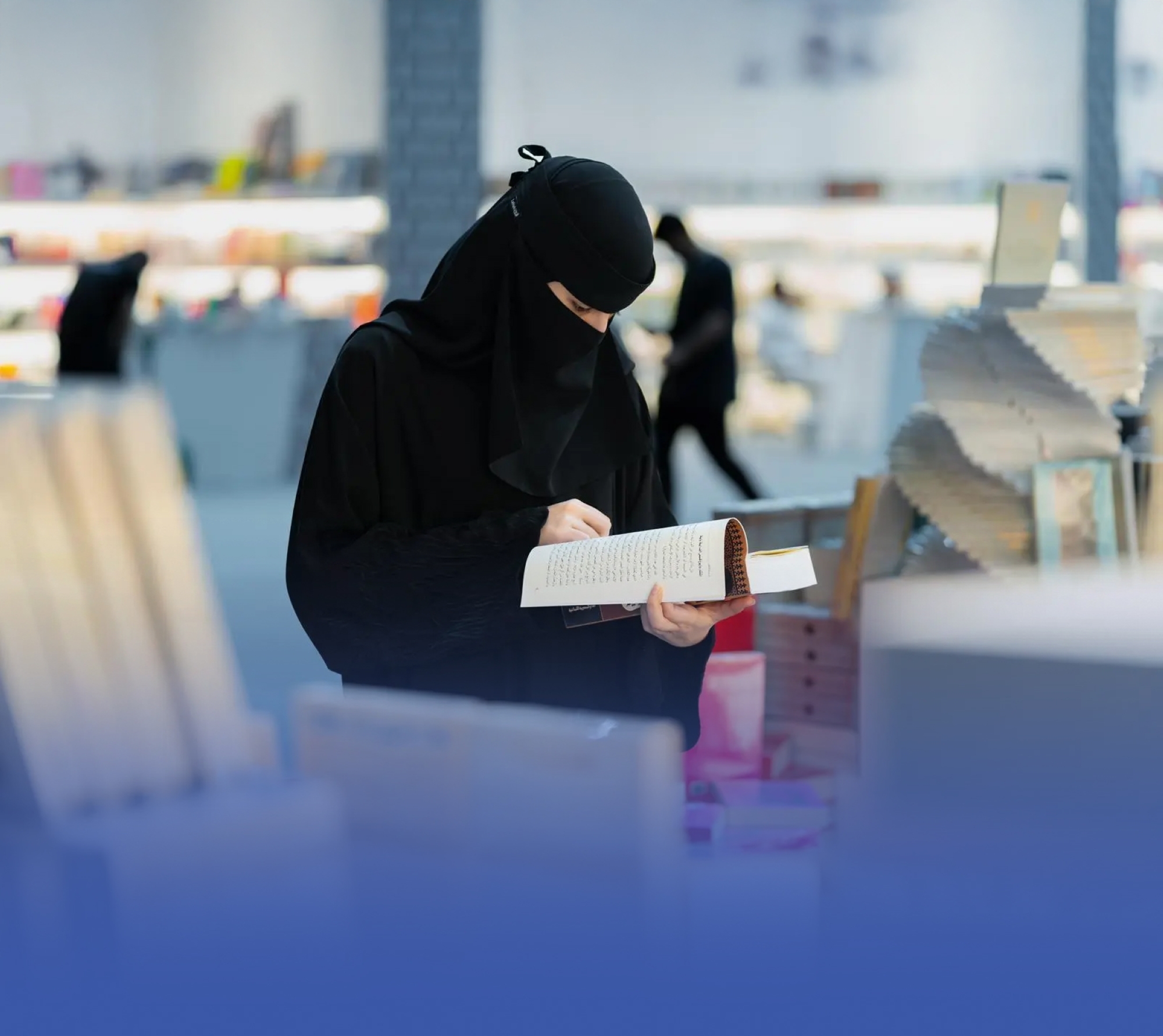 "كتاب جدة" يفتح آفاقًا جديدة للأدب الطبي