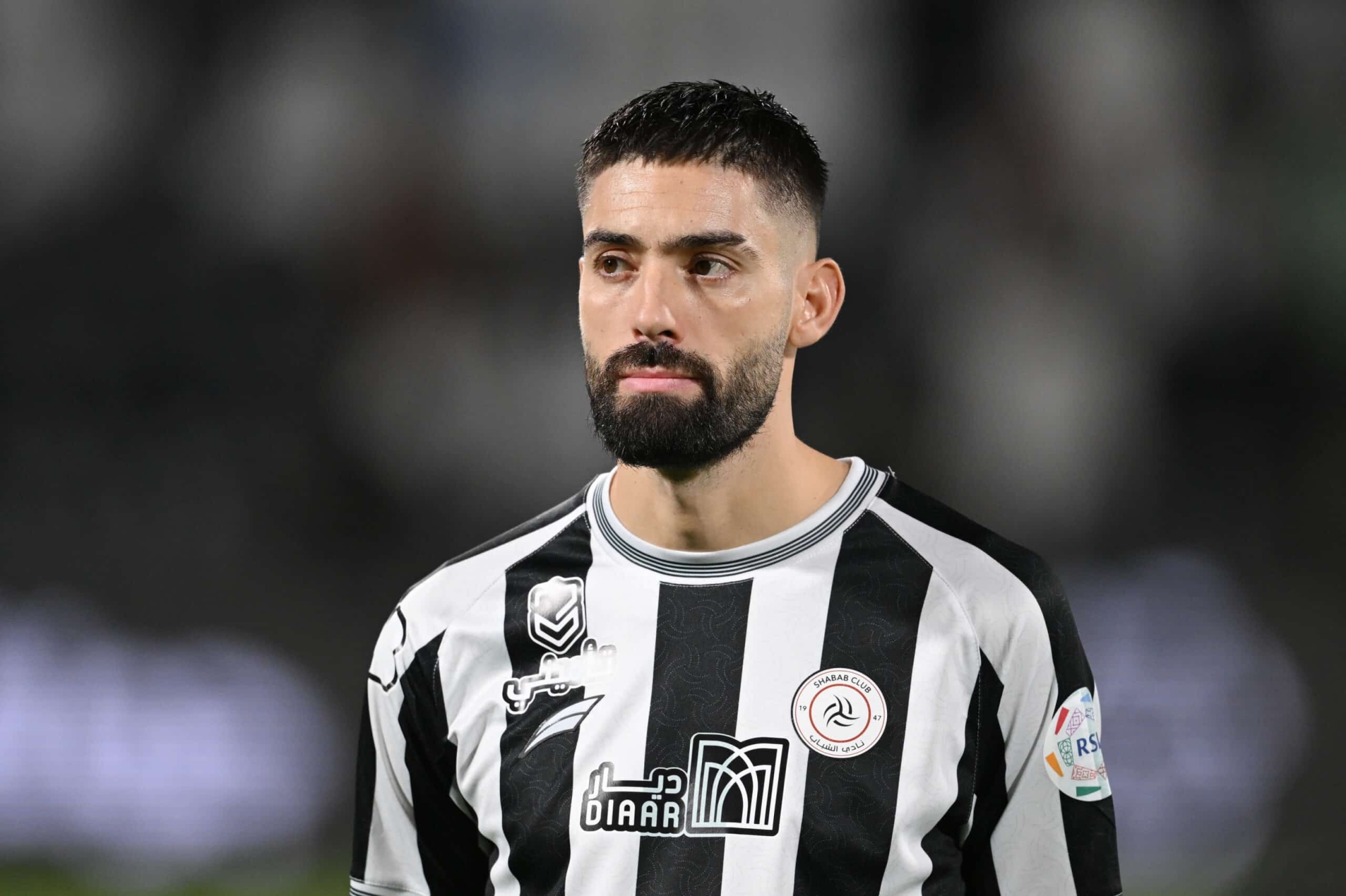كاراسكو يبرر لجماهير الشباب تراجُع مستواه