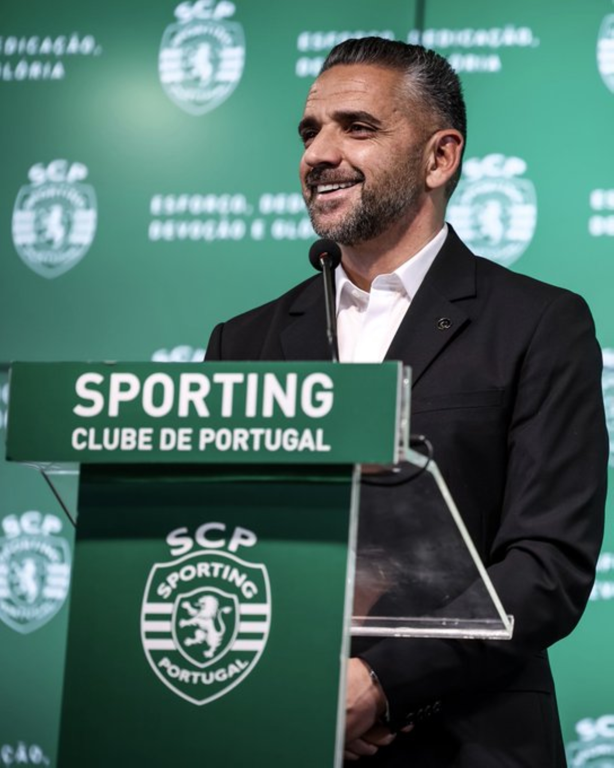 سبورتنج لشبونة يقيل بيريرا ويعين بورجيس بديلا له