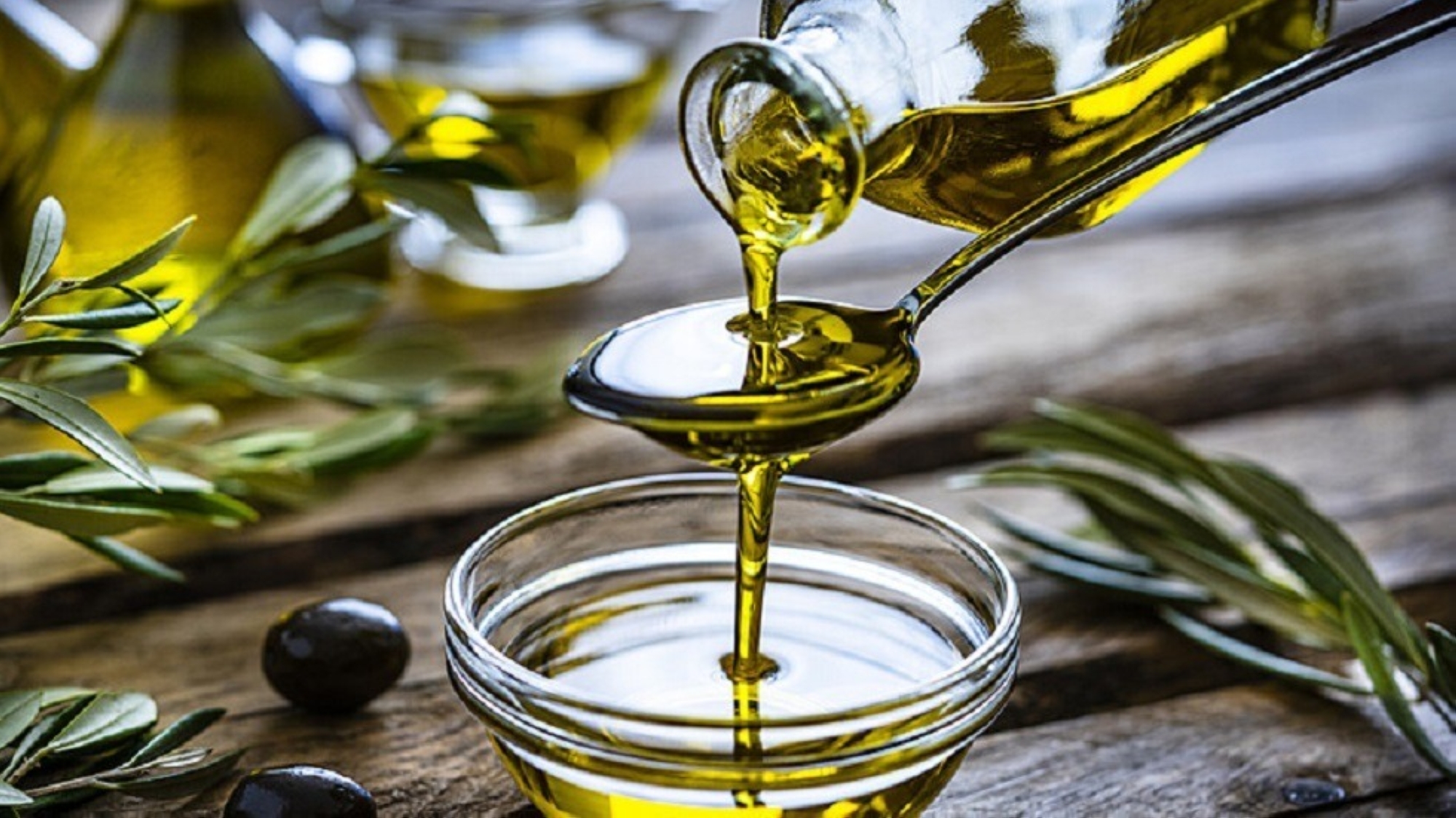 فوائد مُذهلة لتناول زيت الزيتون