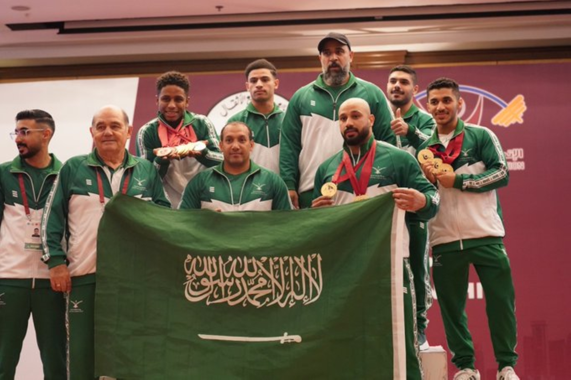 المنتخبات السعودية لرفع الأثقال تتوج بـ 8 بطولات عربية