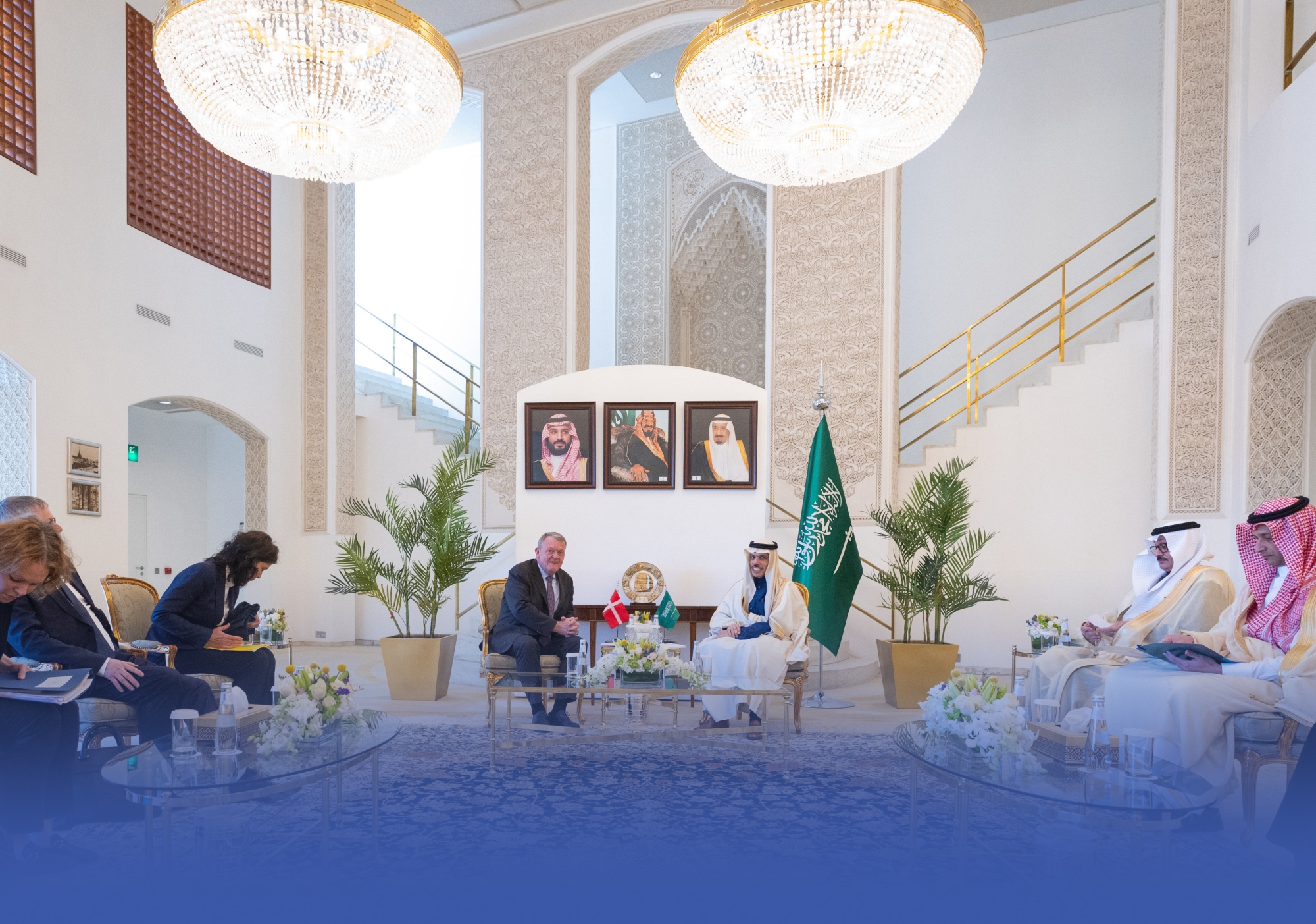 وزير الخارجية يستقبل نظيره الدنماركي