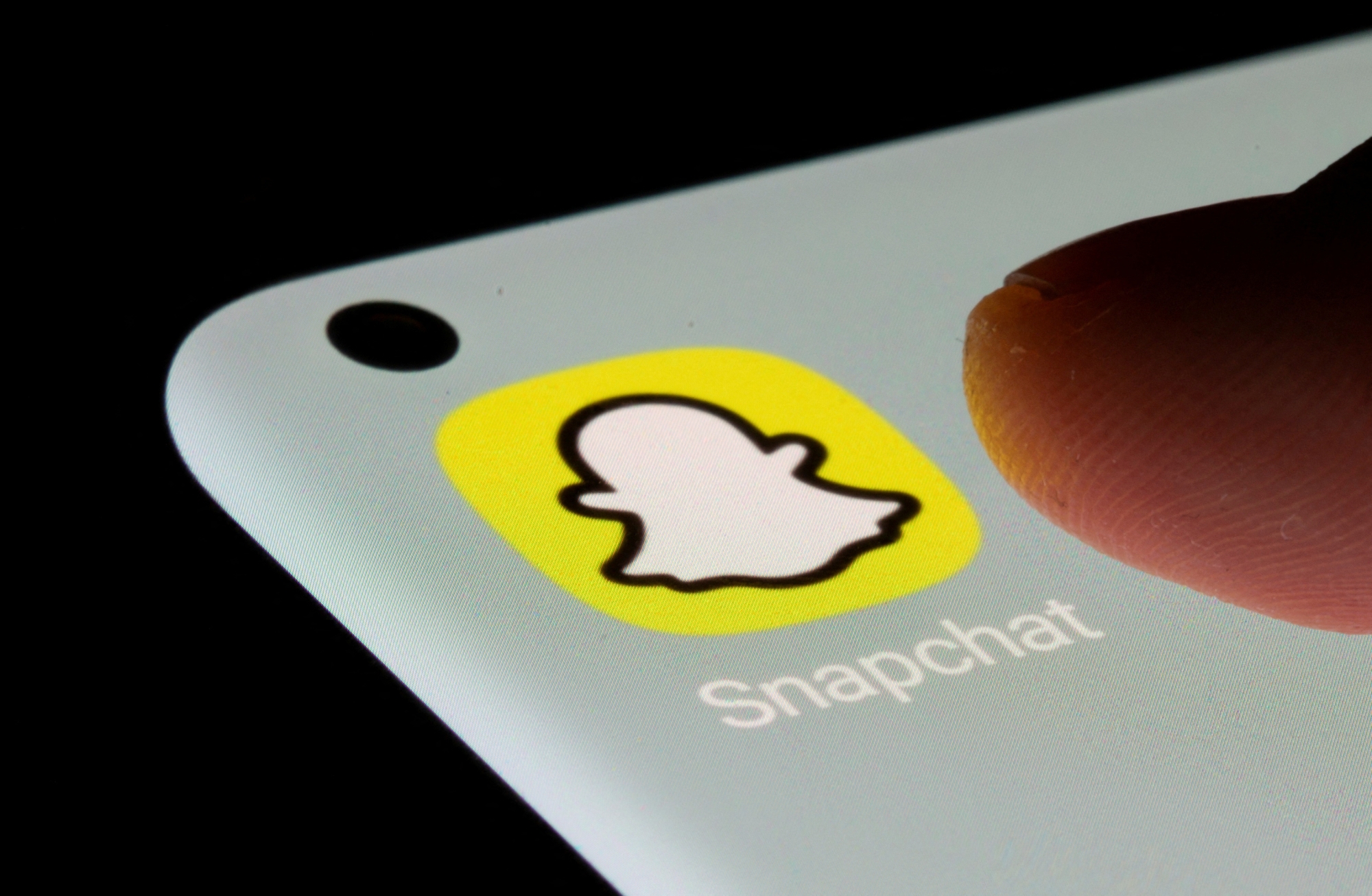 صراع الذكاء الاصطناعي يخيم على أرباح "جوجل" و"سناب شات"