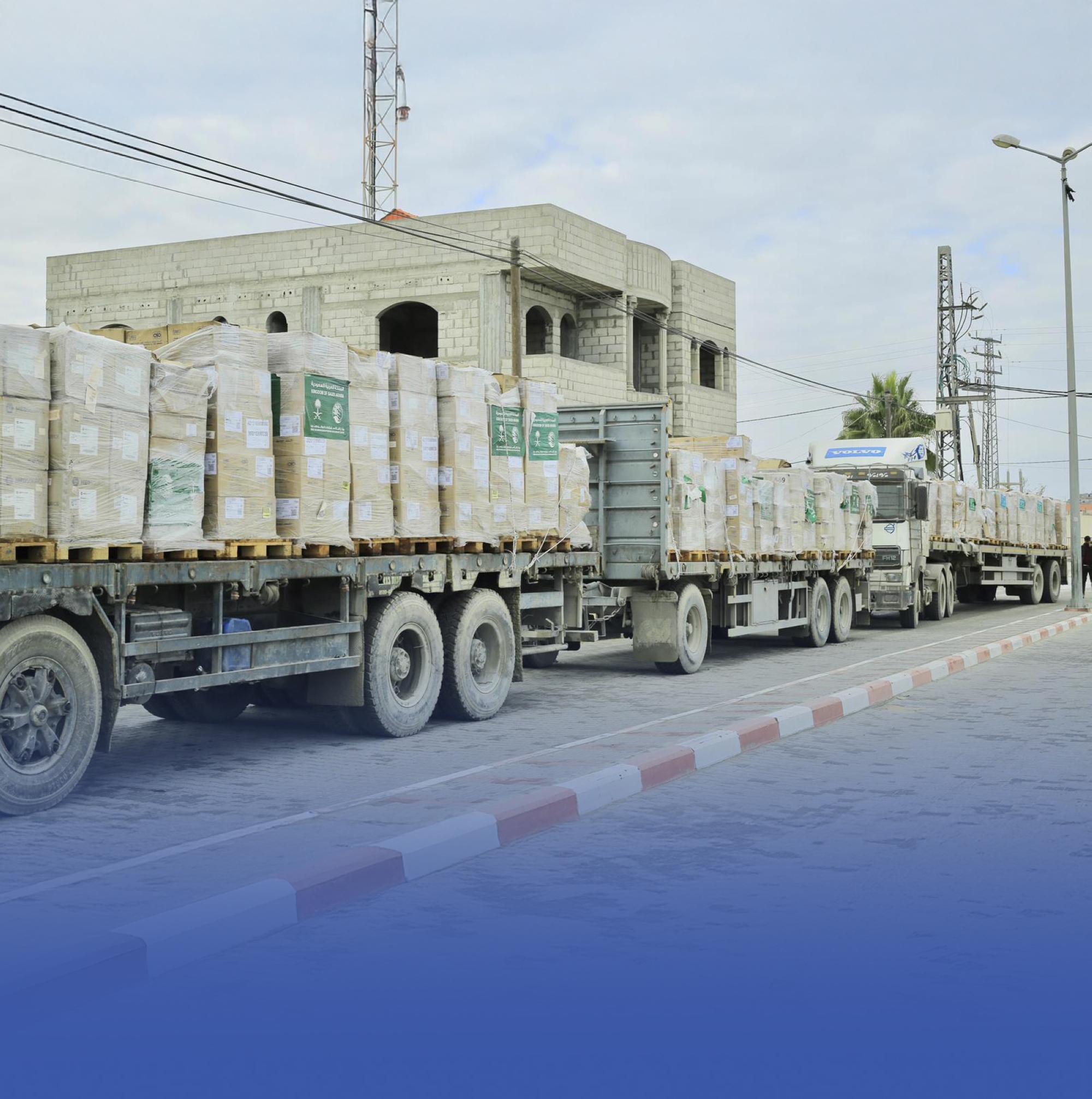 قوافل مساعدات سعودية جديدة لدعم مستشفيات غزة