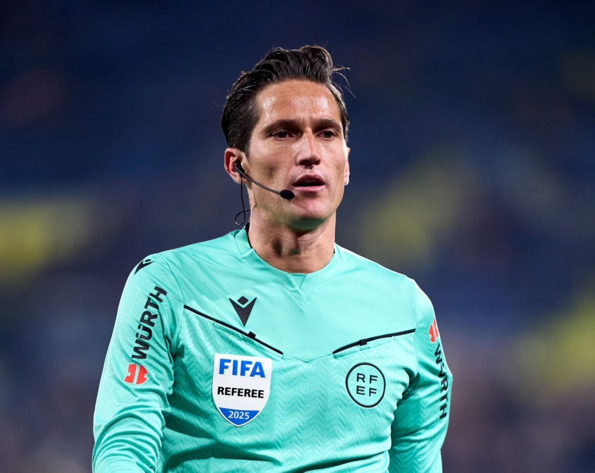 الاتحاد الإسباني يبرئ الحكم مونويرا