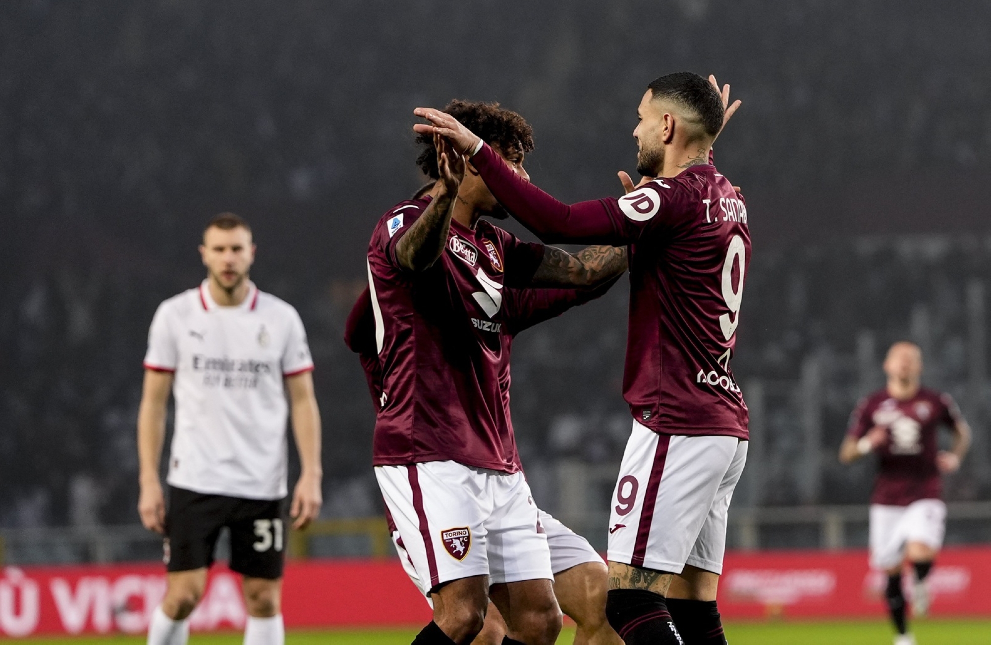 تورينو يكبد ميلان خسارة جديدة في الدوري الإيطالي