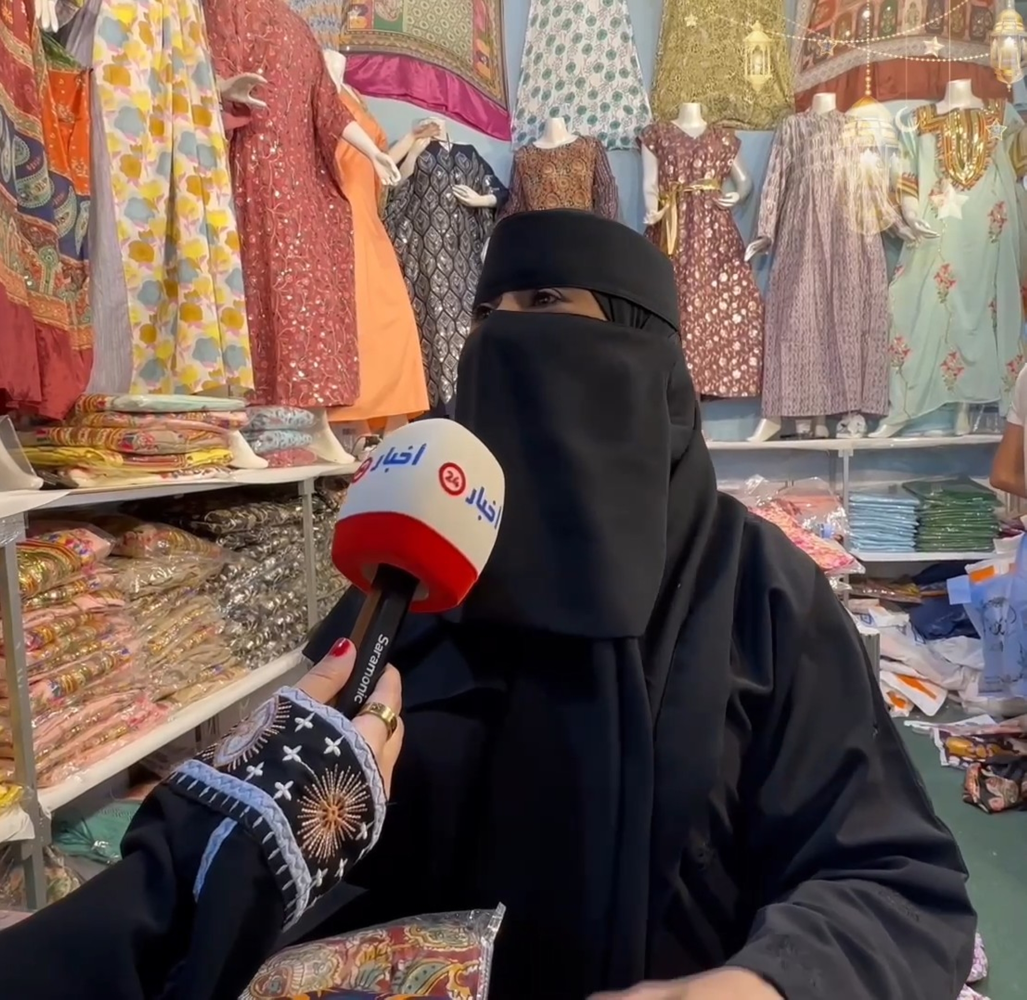 أهالي جدة يستعدون لرمضان بالصناعات الوطنية