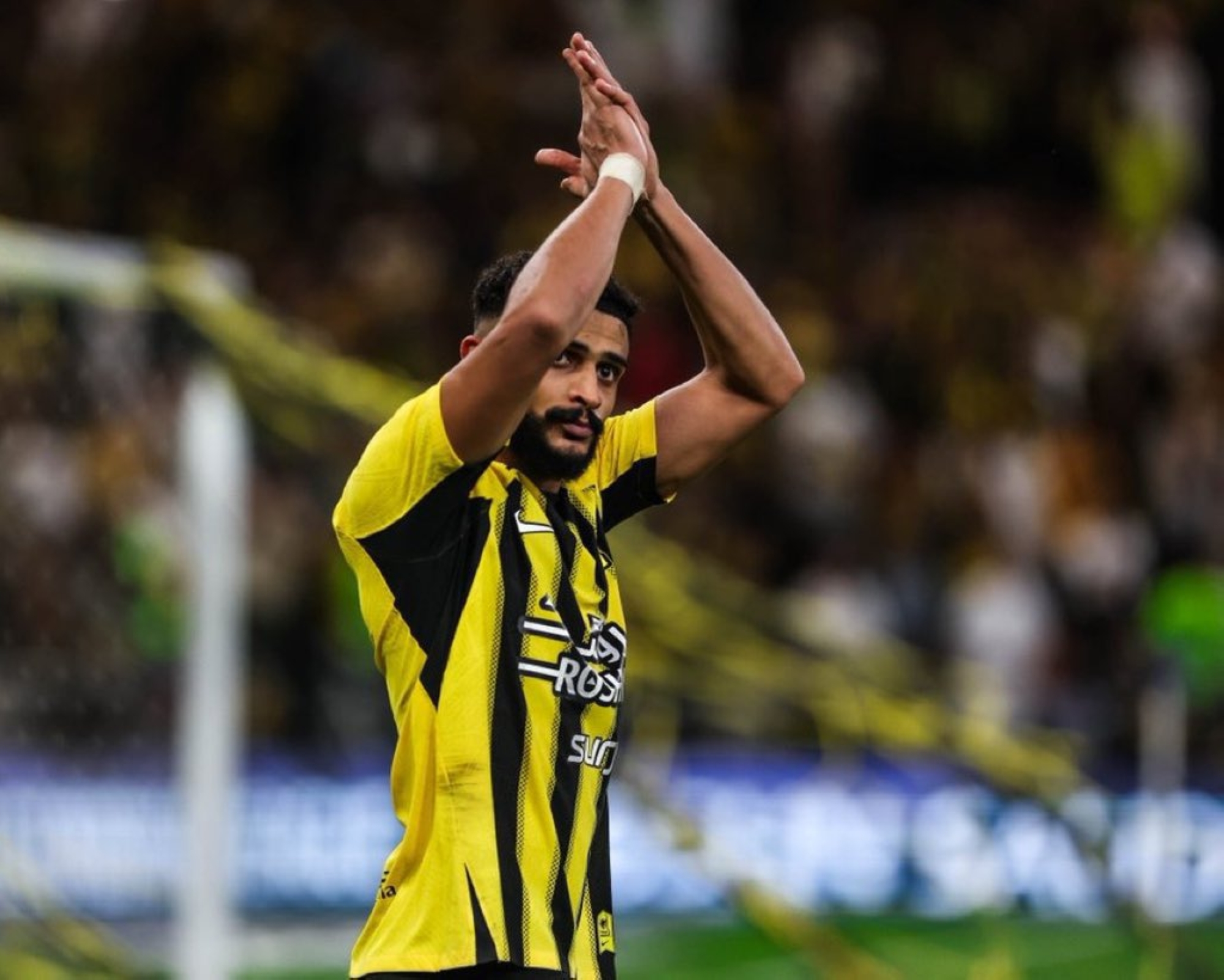 العمري يُكمل برنامجه التأهيلي في الدوحة